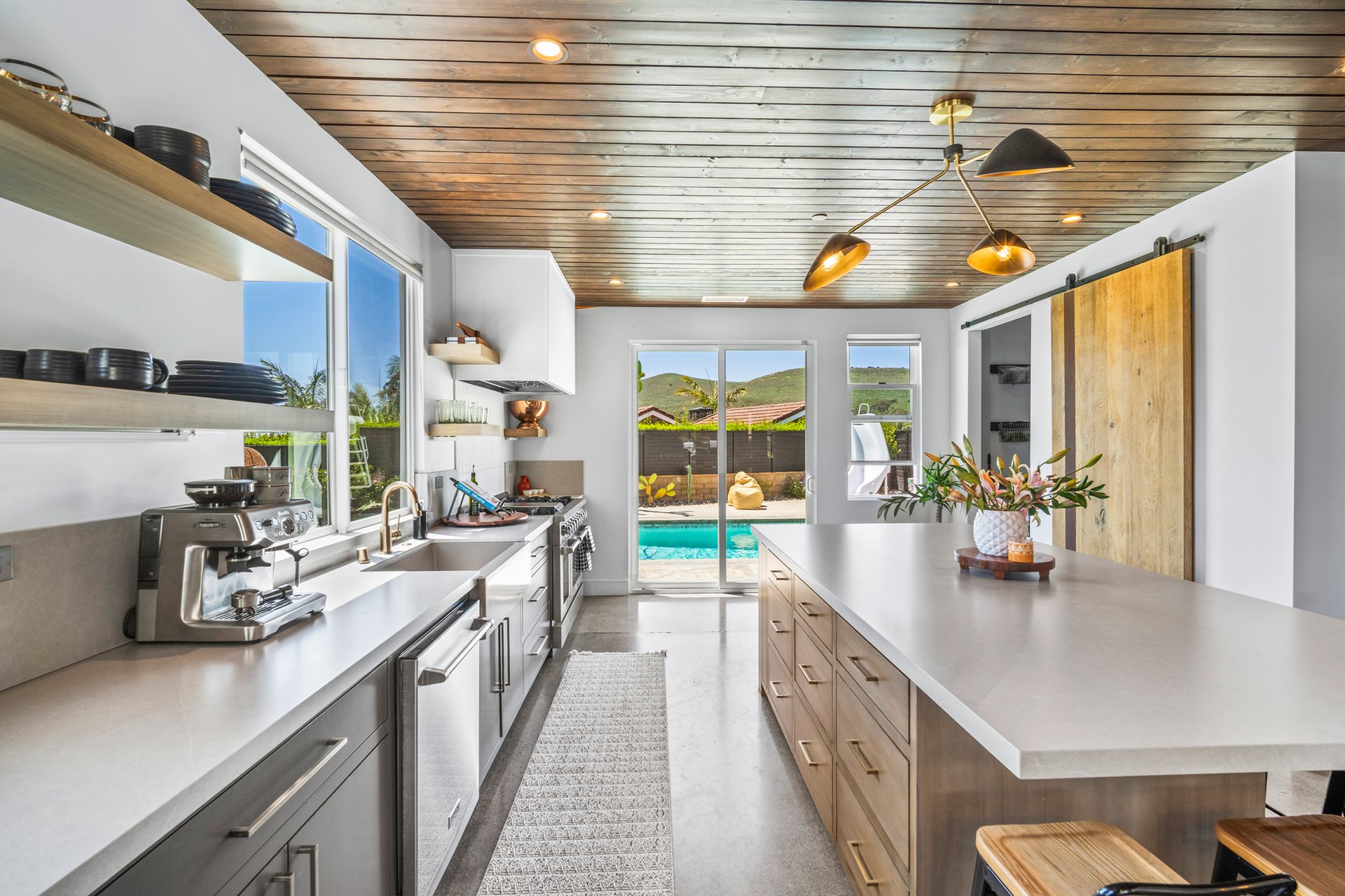 2930 Estancia