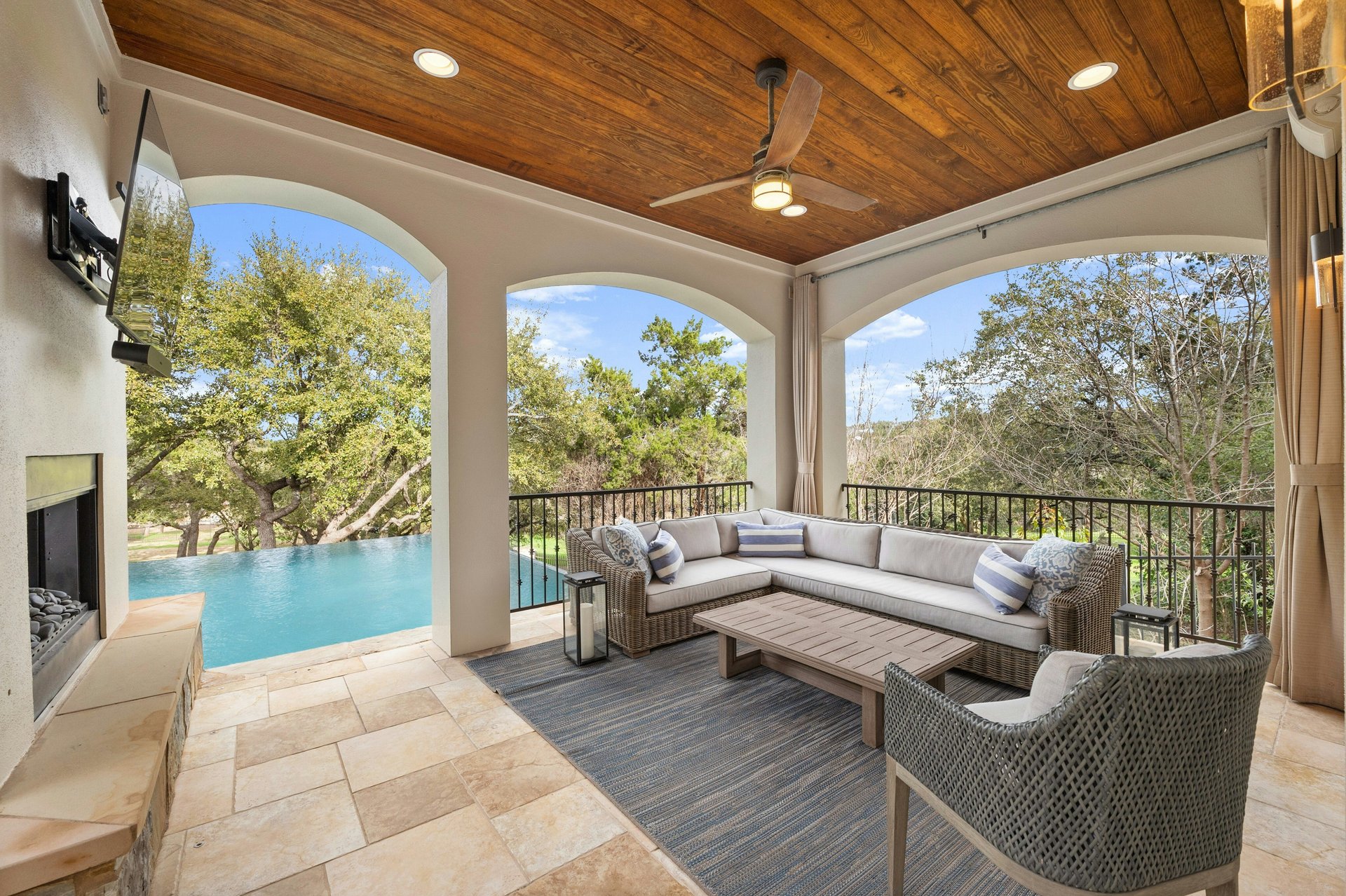 10213 Amwell Cove