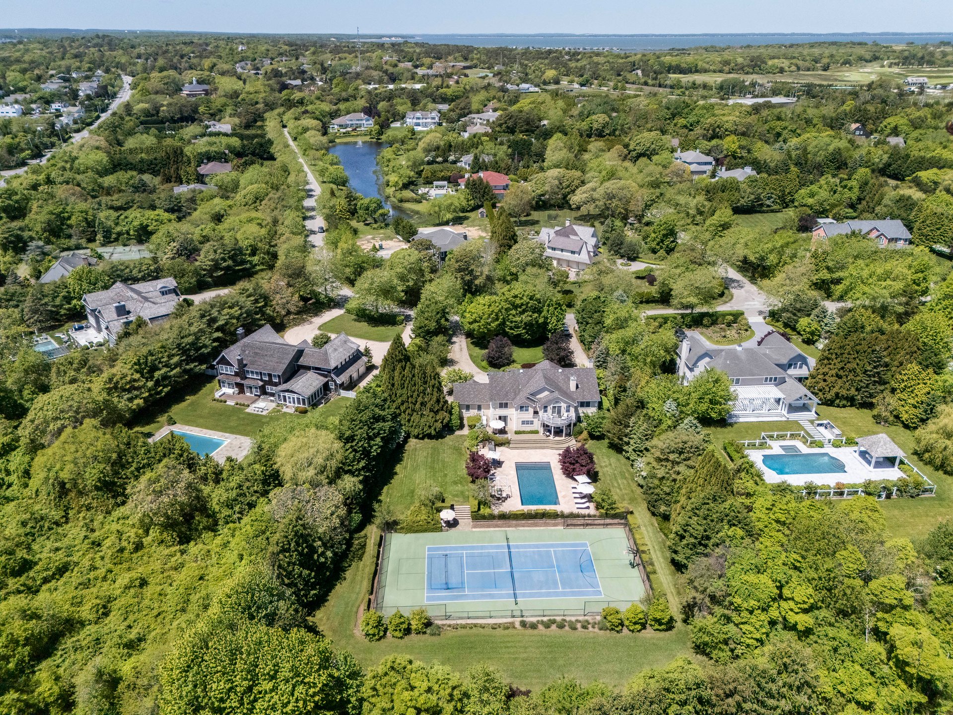 12 Parrish Pond Ln