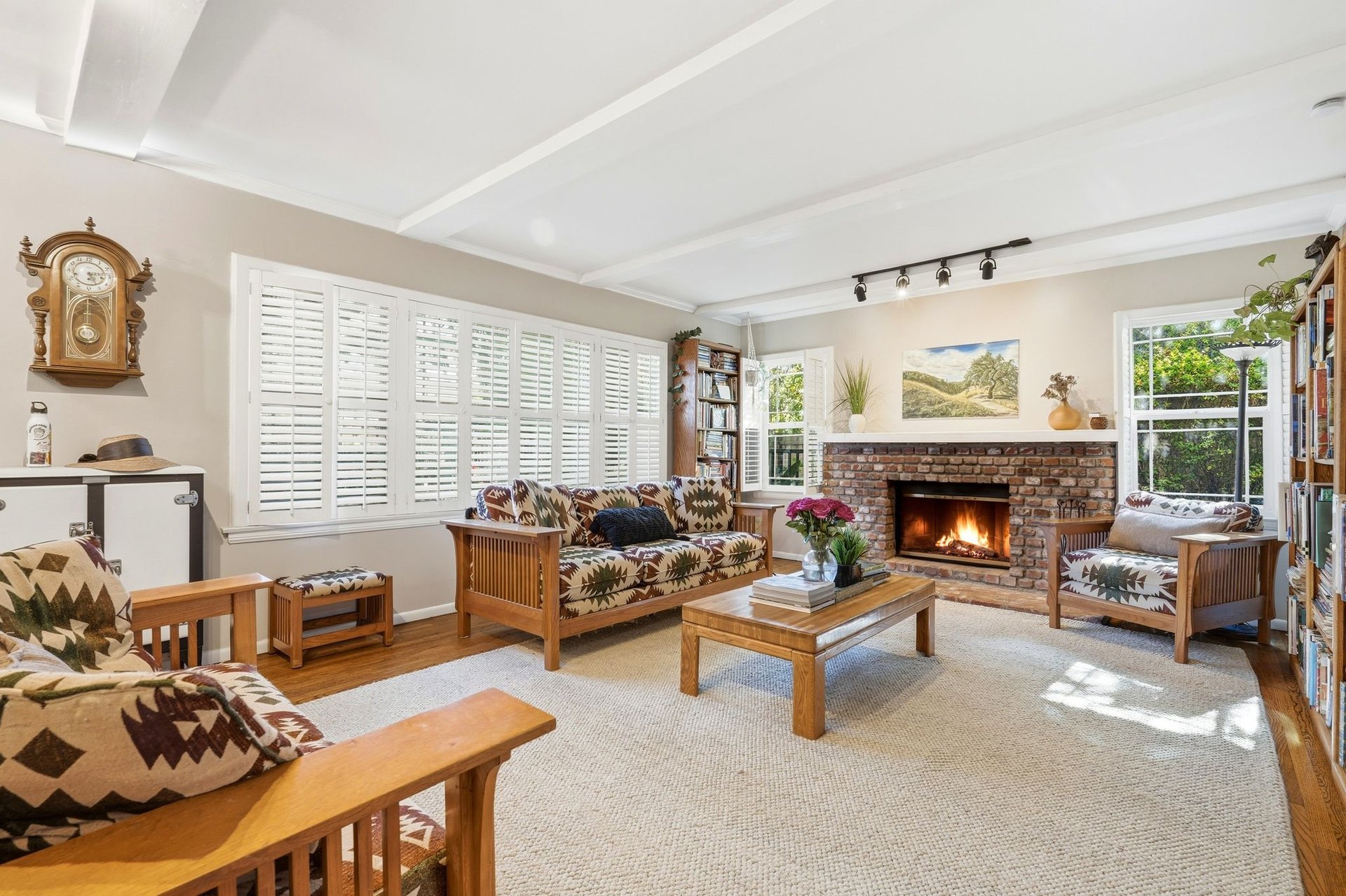 Off Market Exclusive Hesby Oaks