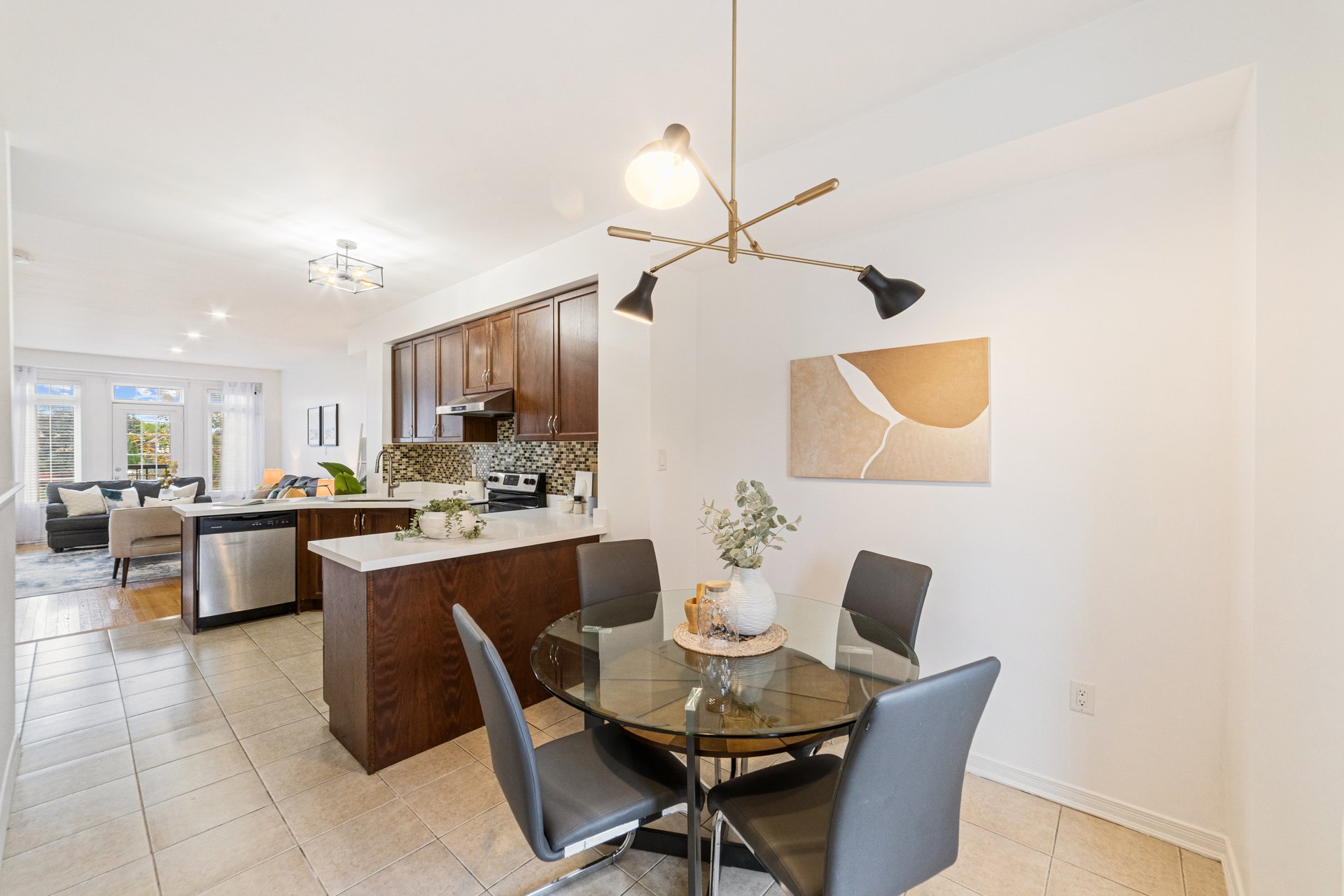 7166 Triumph Lane