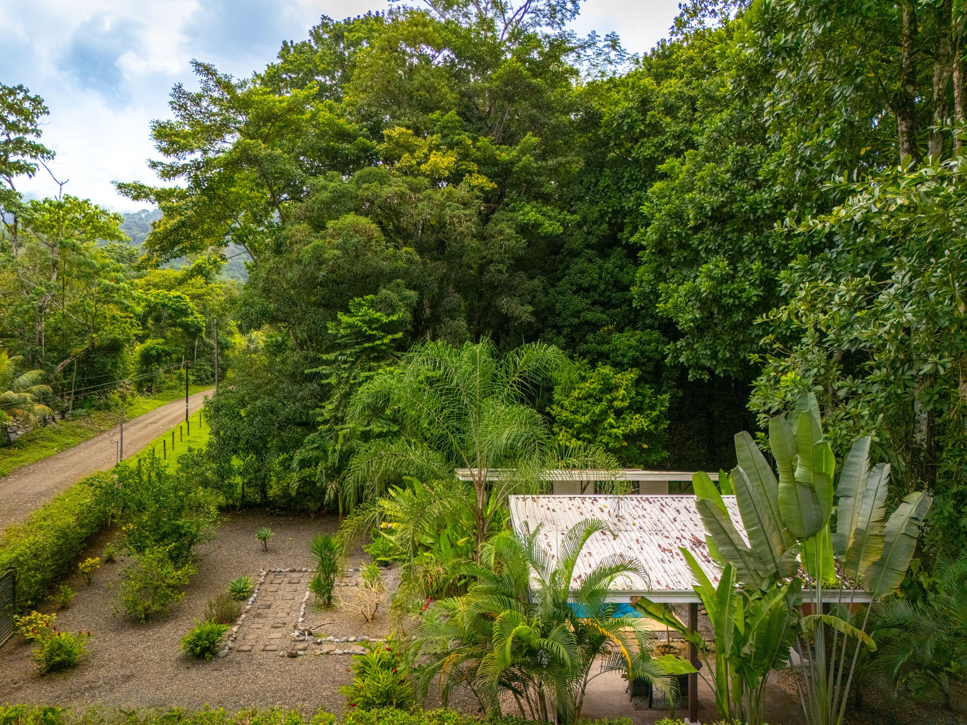 Tropical Modern Casita on ½ Acre / Saltwater Pool / Expansion Potential