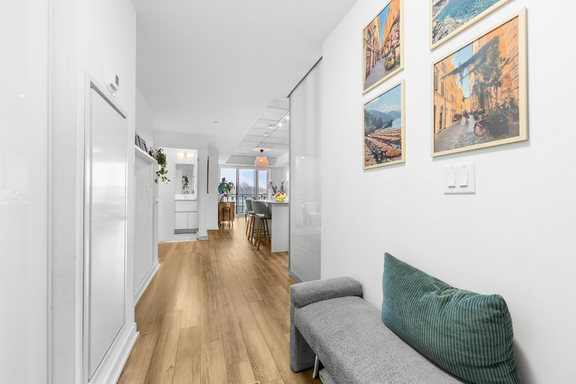 665 Queen Street East Suite 301