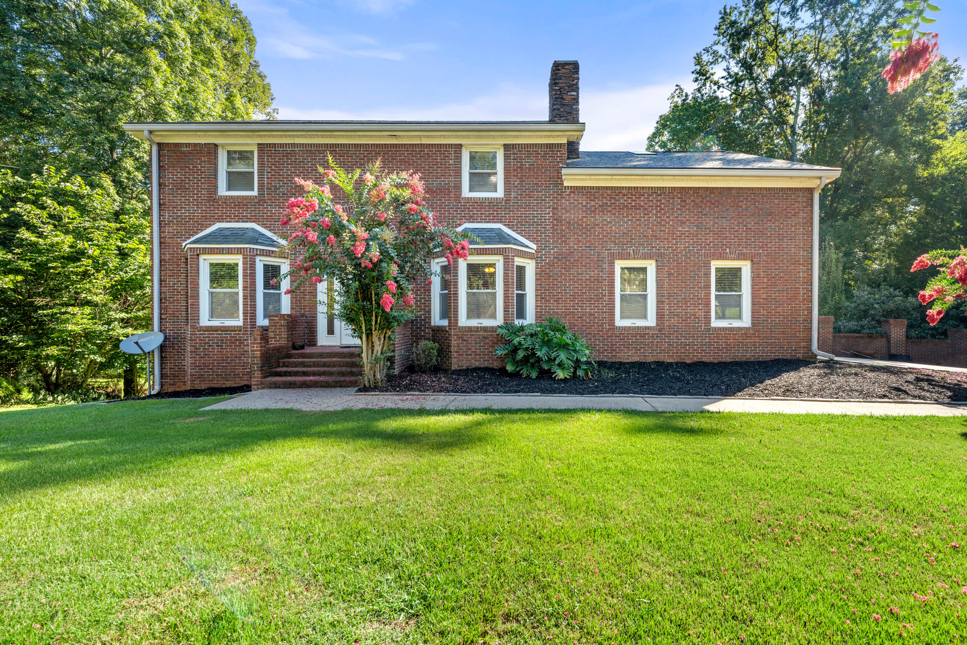 140 Forest Lake