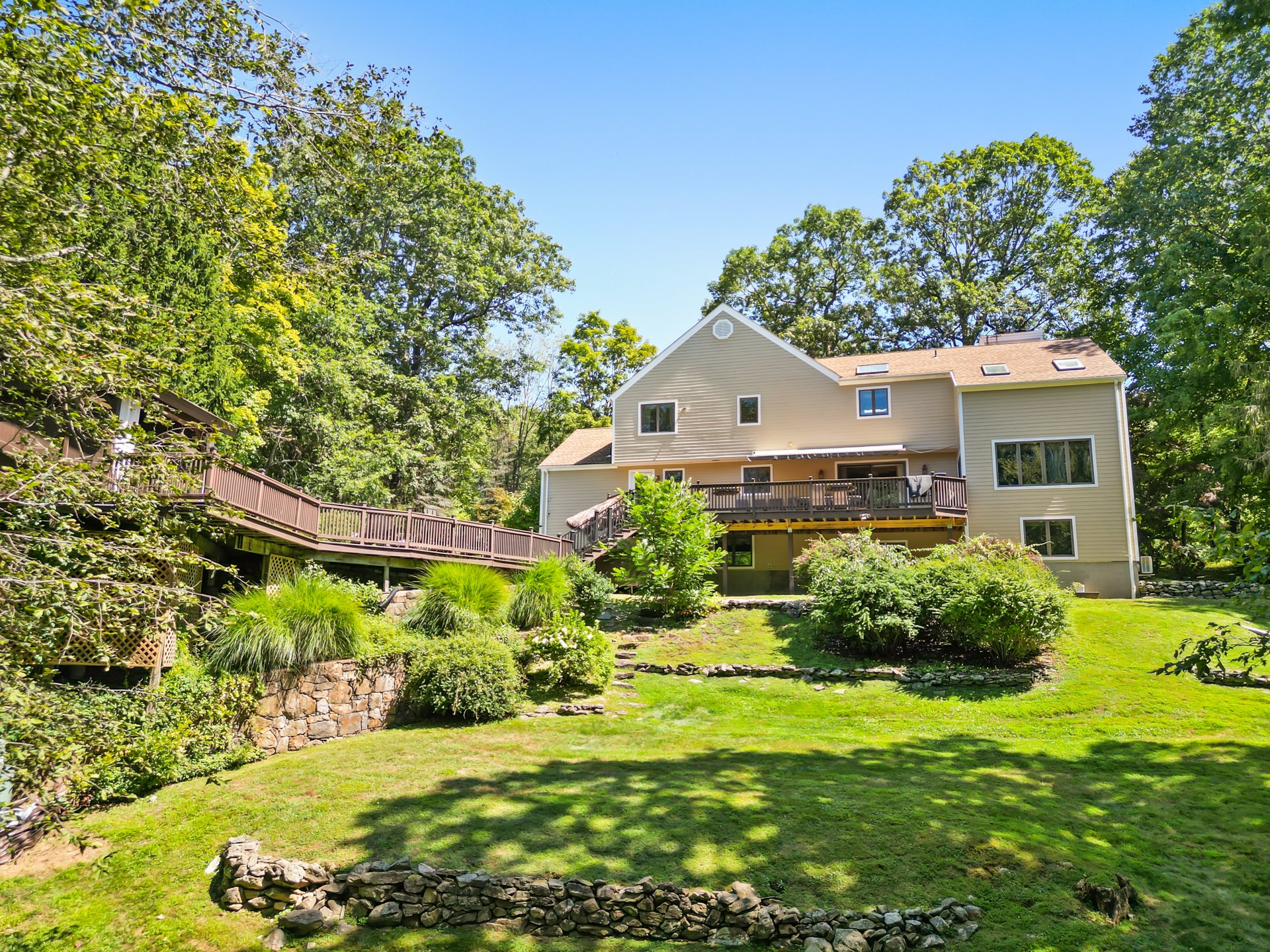 12 Logging Road