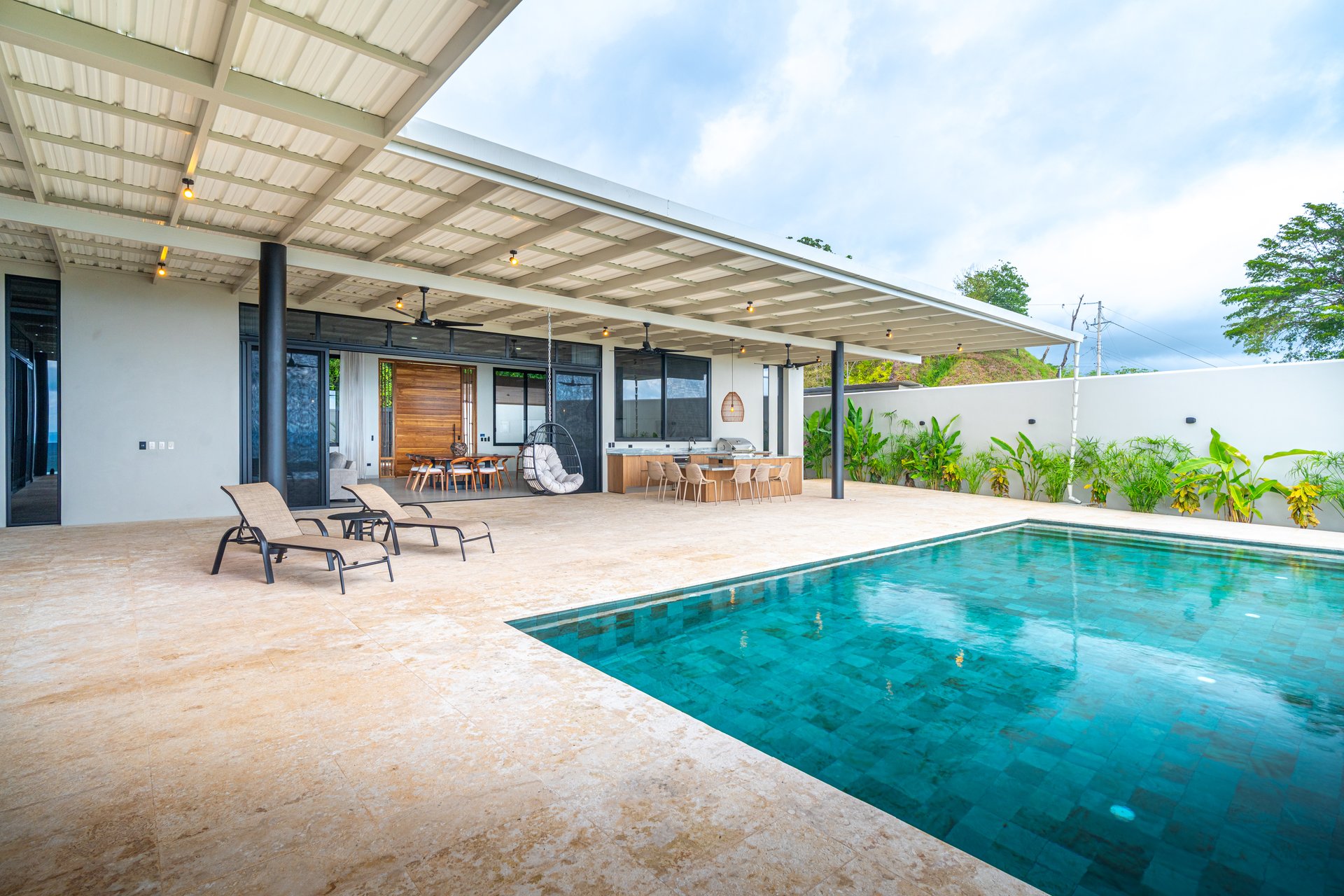 Lion's Gate Sunset Estate