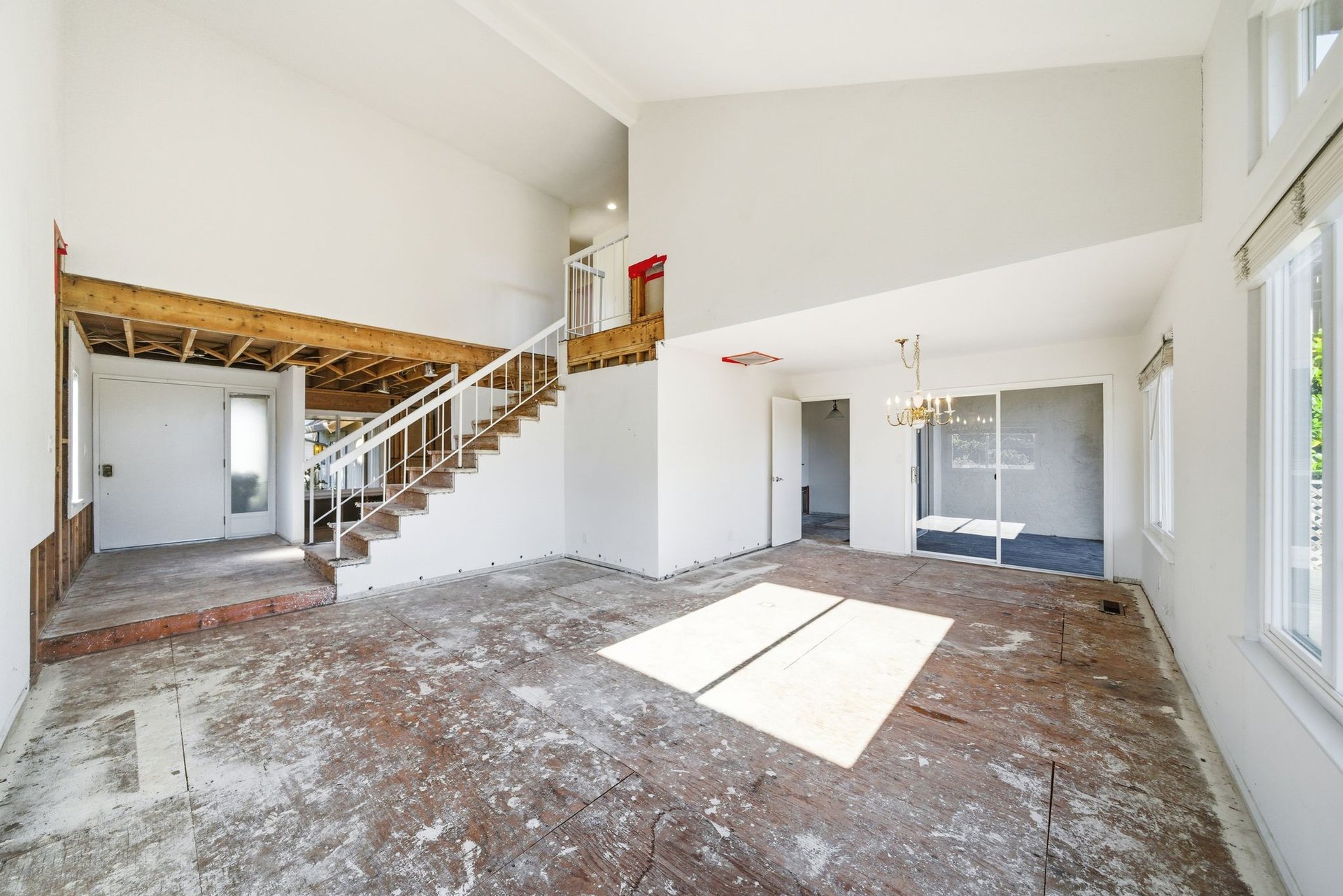3400 Douglas Court 