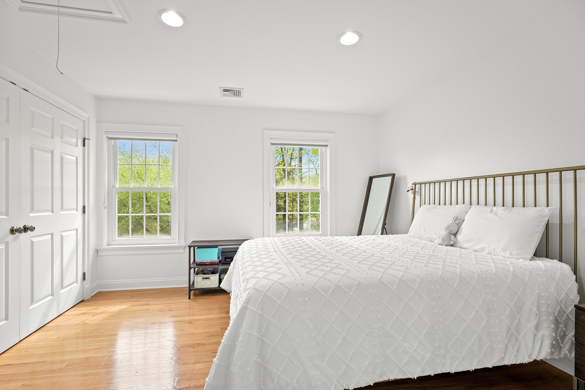 18 N Nabby Rd, Danbury, CT 06811