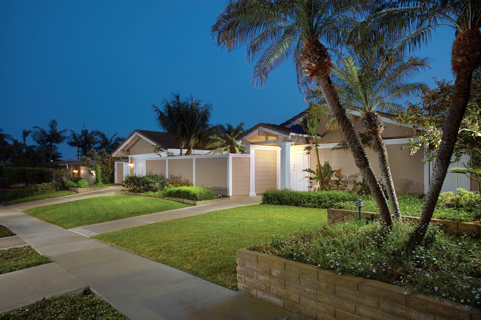 2821 Ebbtide Road