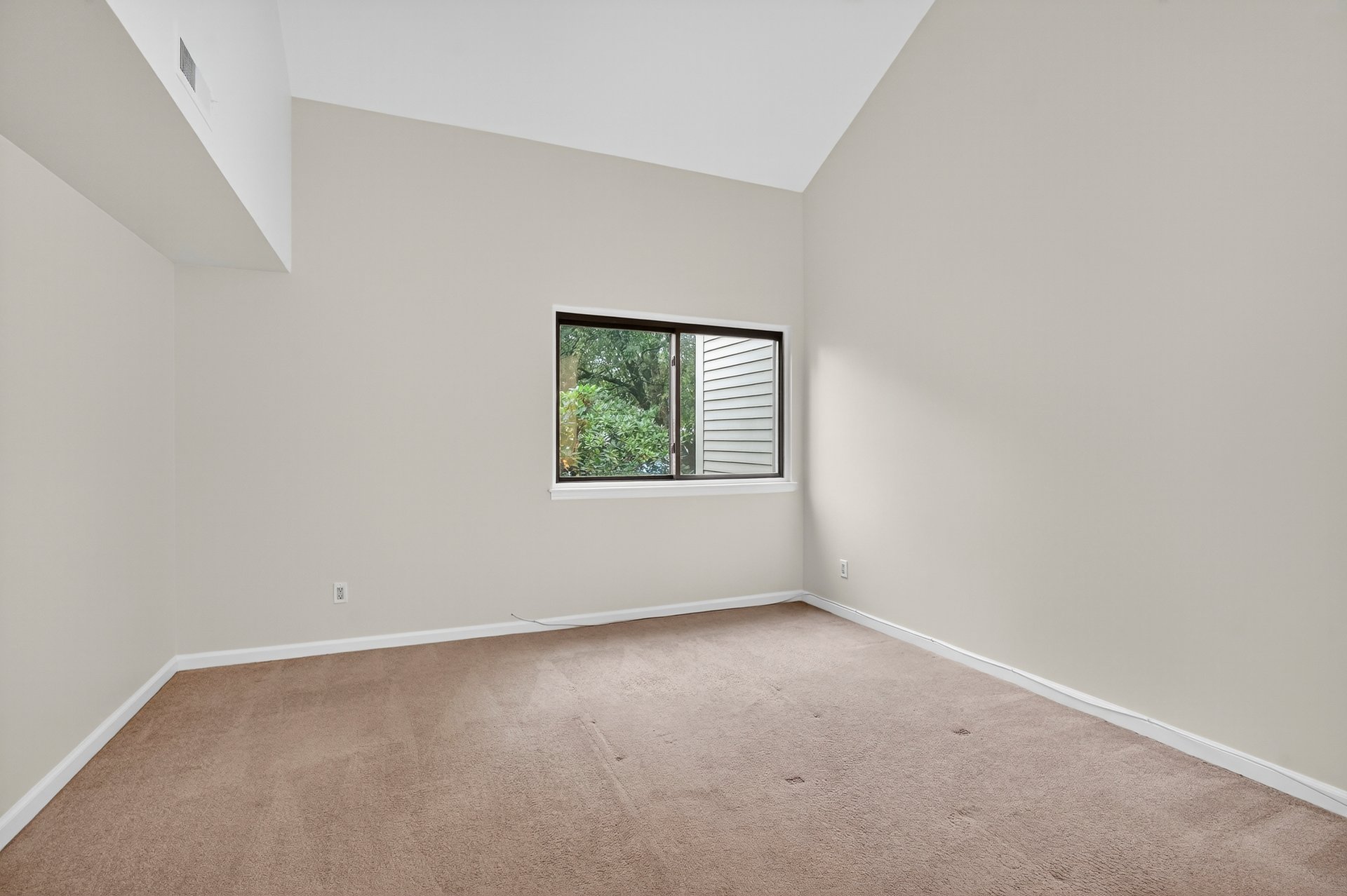 16 Fox Run Road