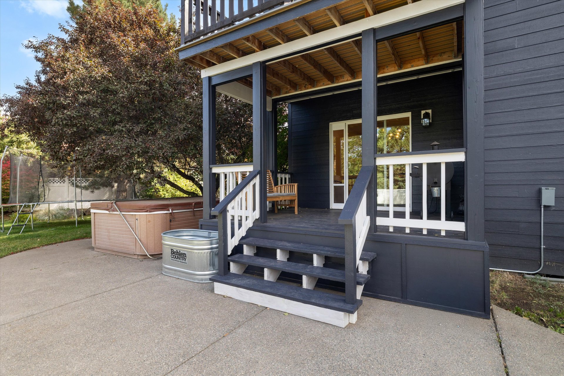 2048 NE Cradle Mountain Way