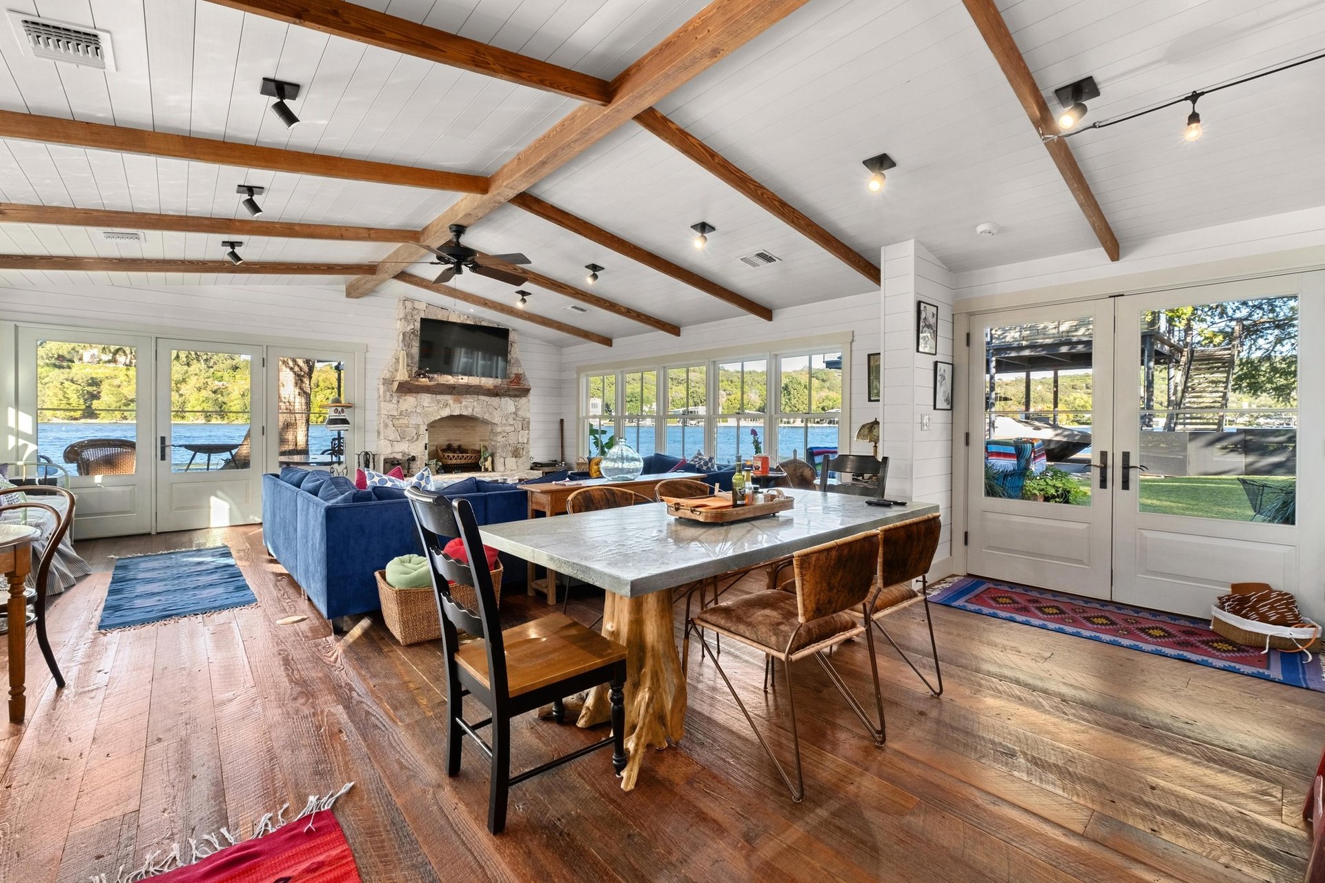 1406 Rockcliff Road