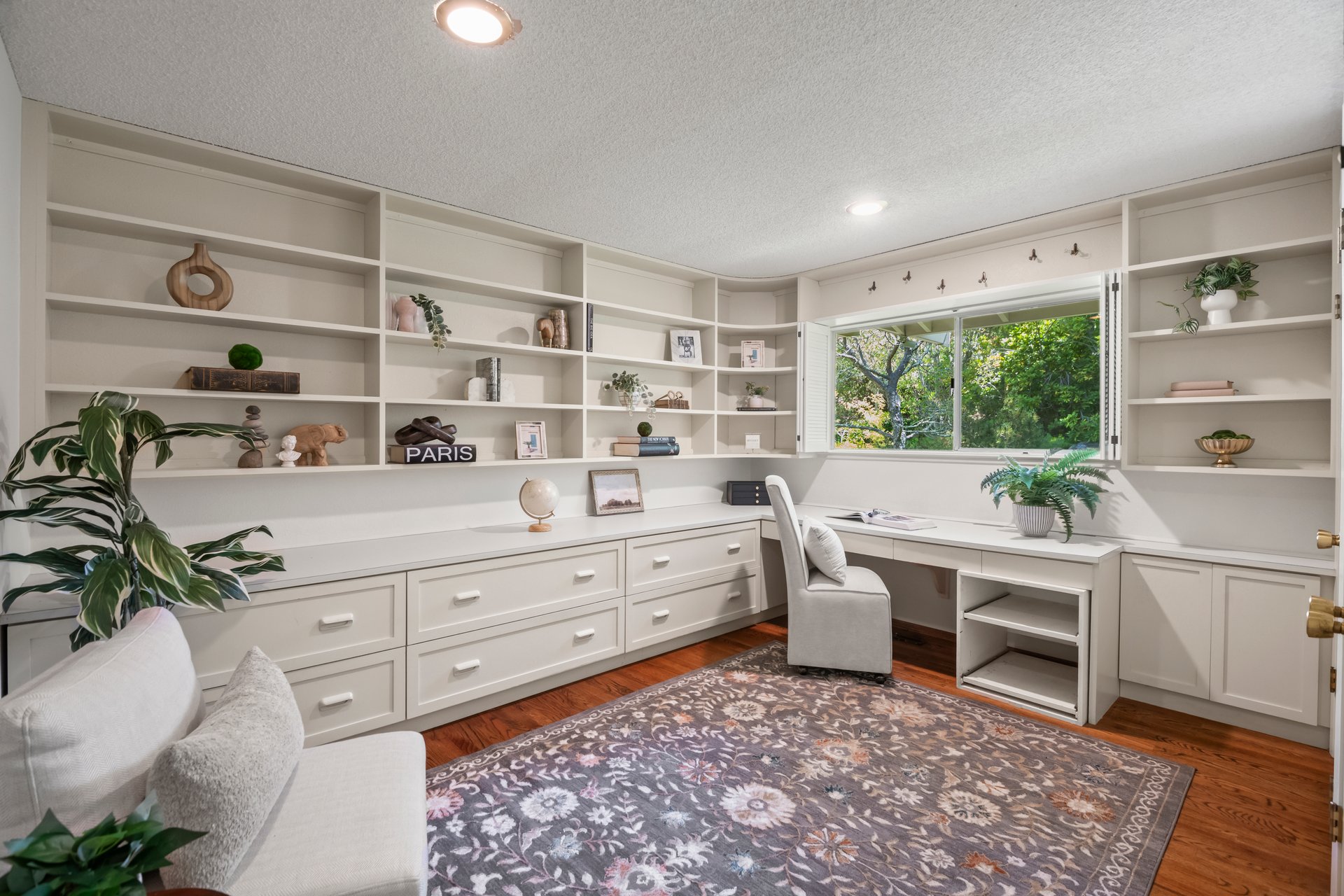 15355 Peach Hill Rd, Saratoga