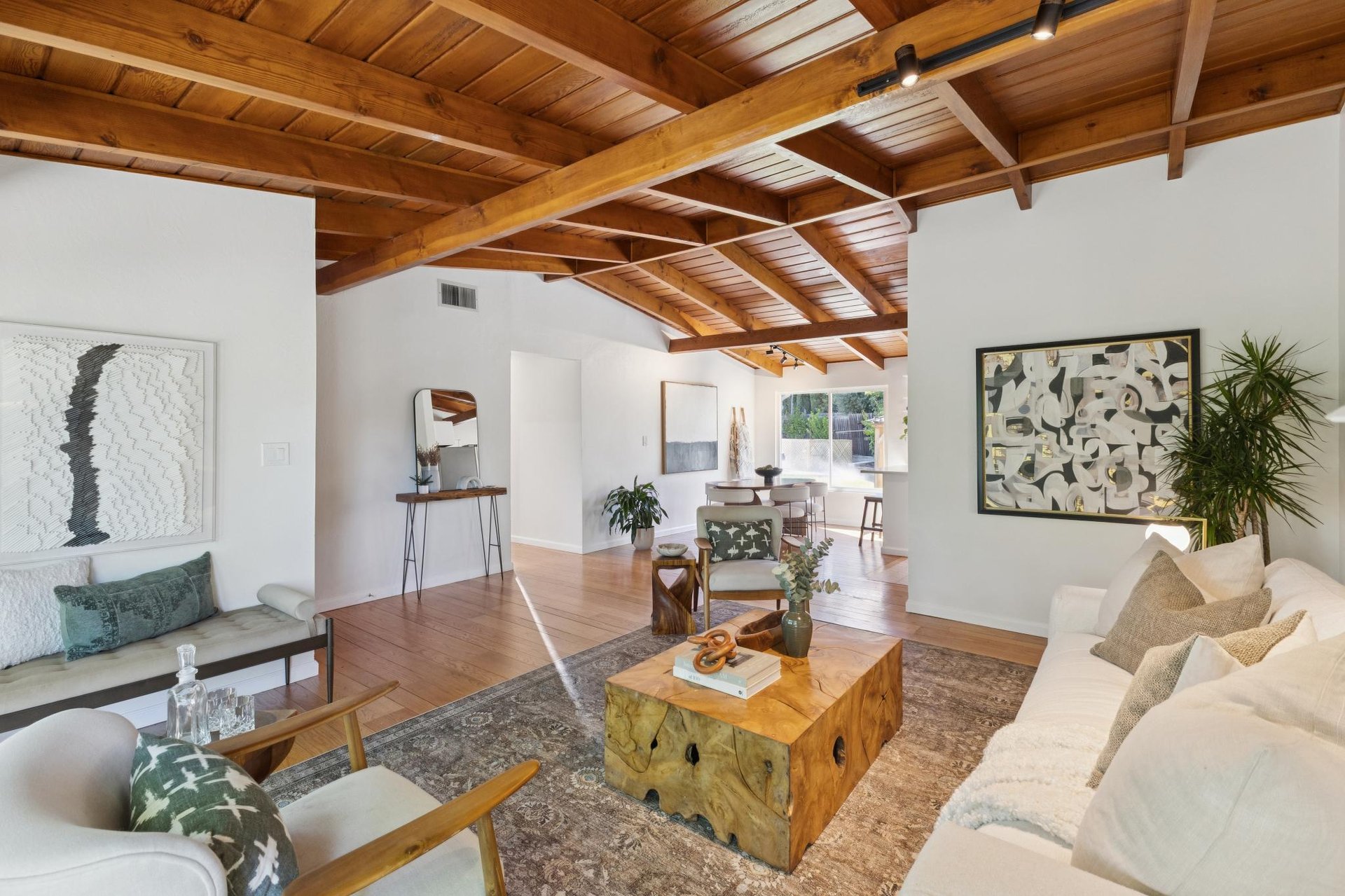 2645 Buenos Aires Ct