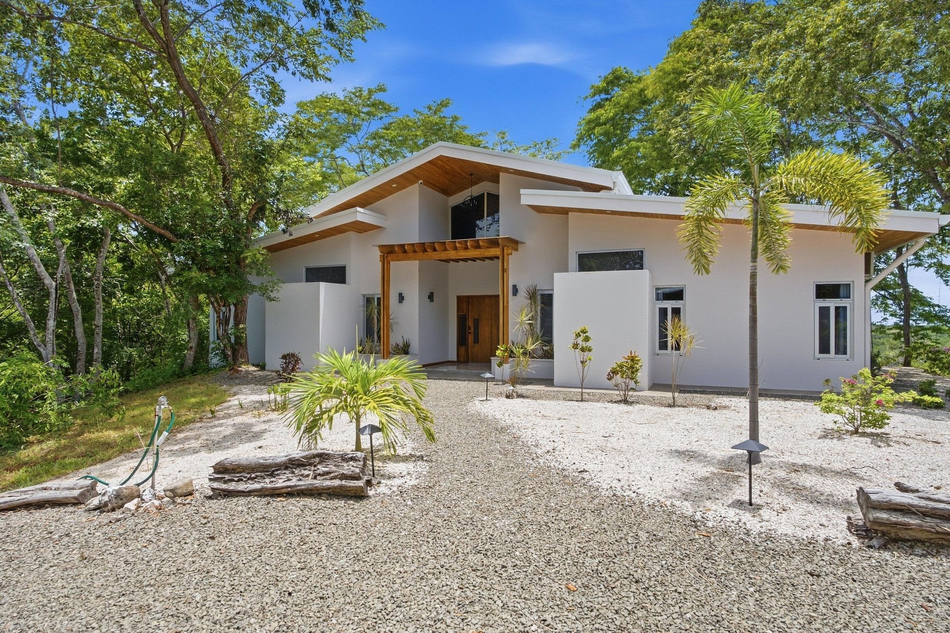 Casa de Las Barbas & Casa Libertad | Two Ocean View Homes on 3.5 Acres in Pura Jungla