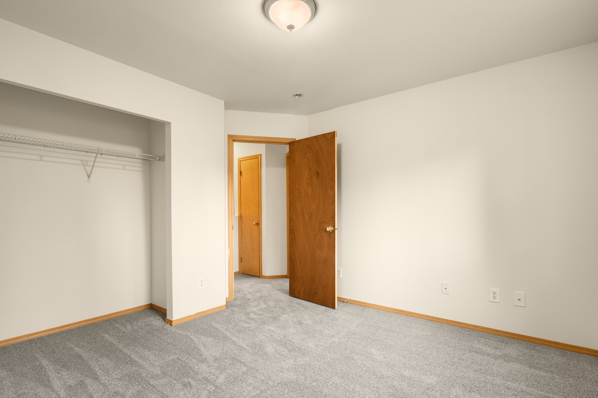 7510 193rd Avenue E Unit: 1&2