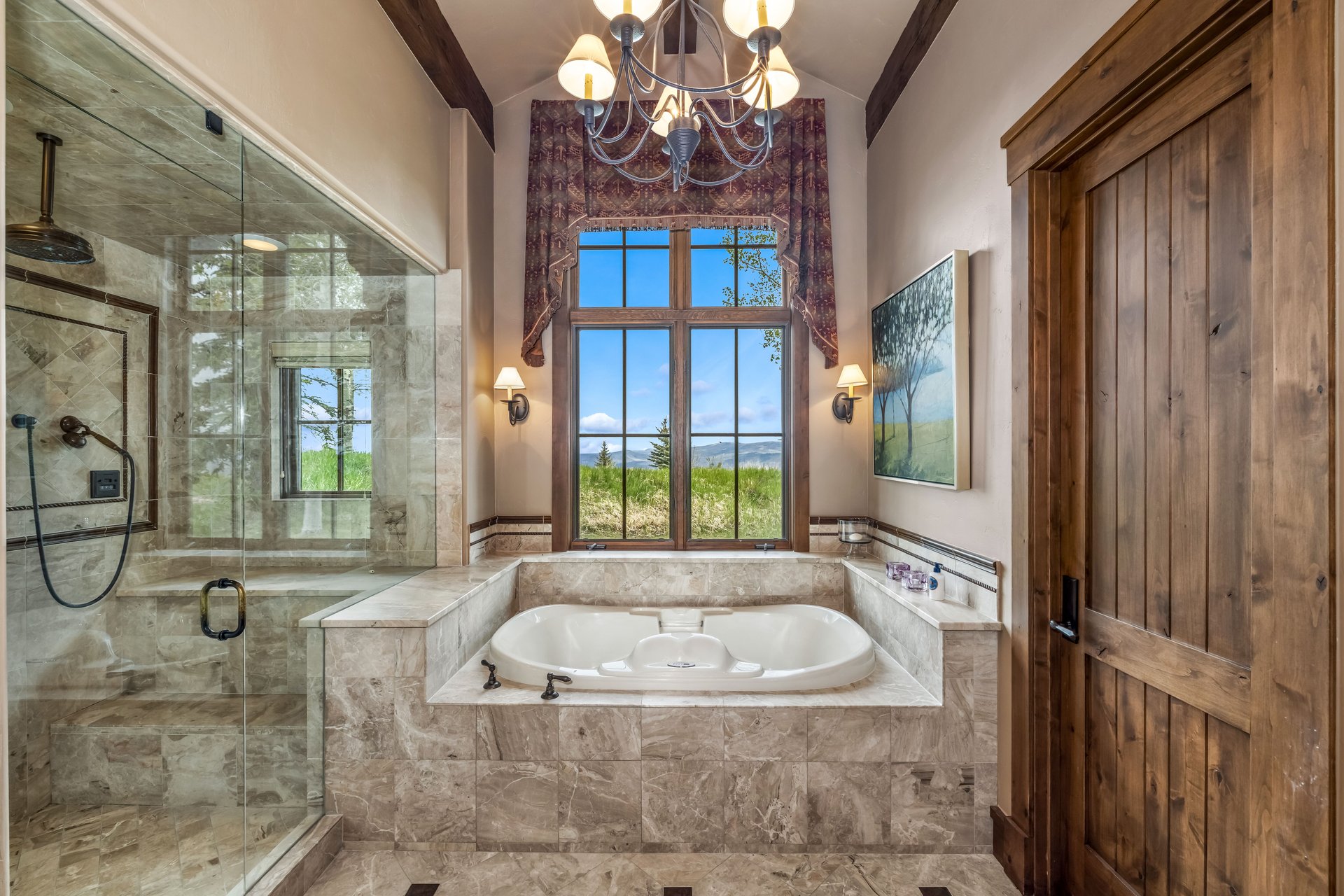 1092 The Summit Trail