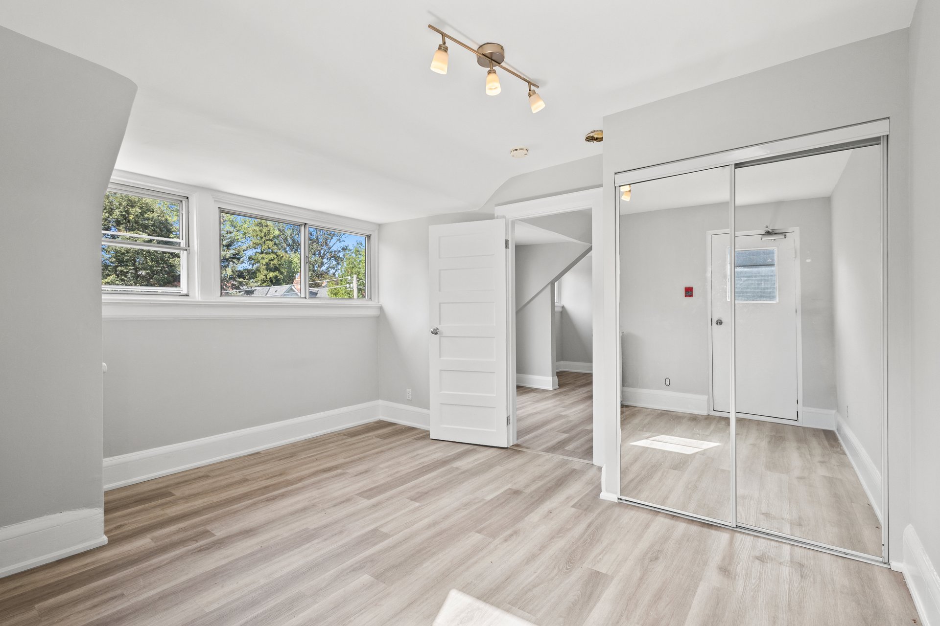 415 Brunswick Ave