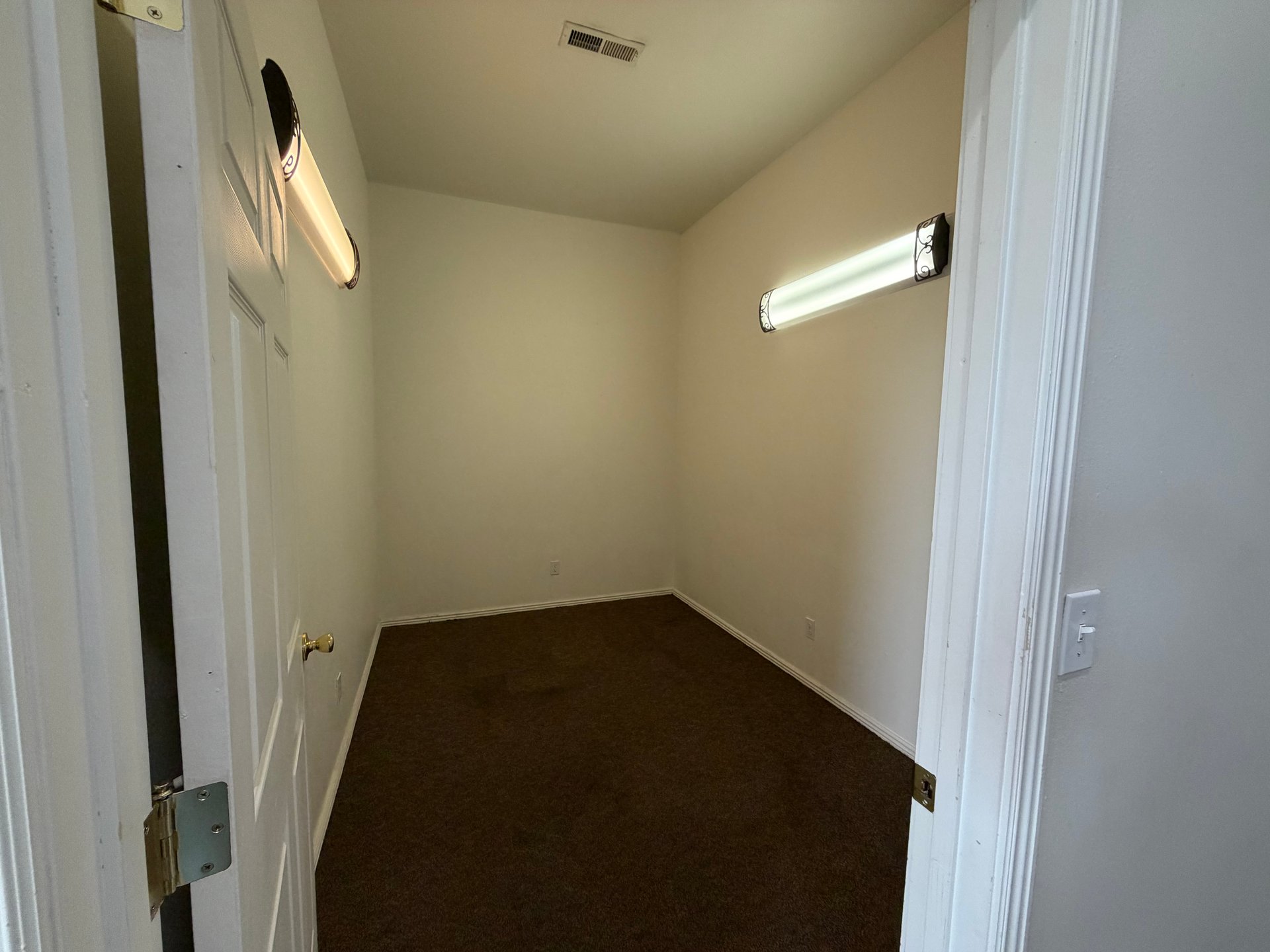1211 NW 16th 