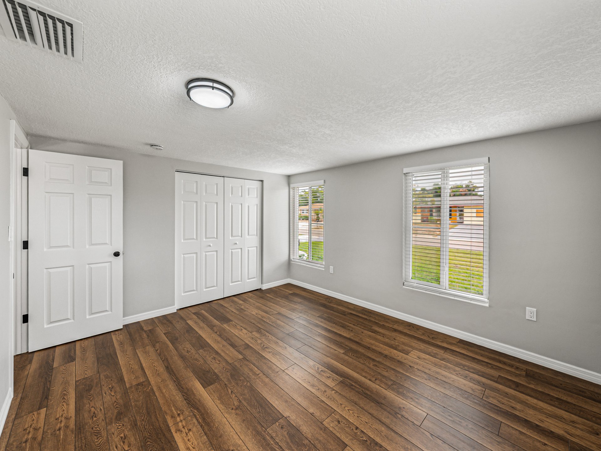 7824 LOTUS DR