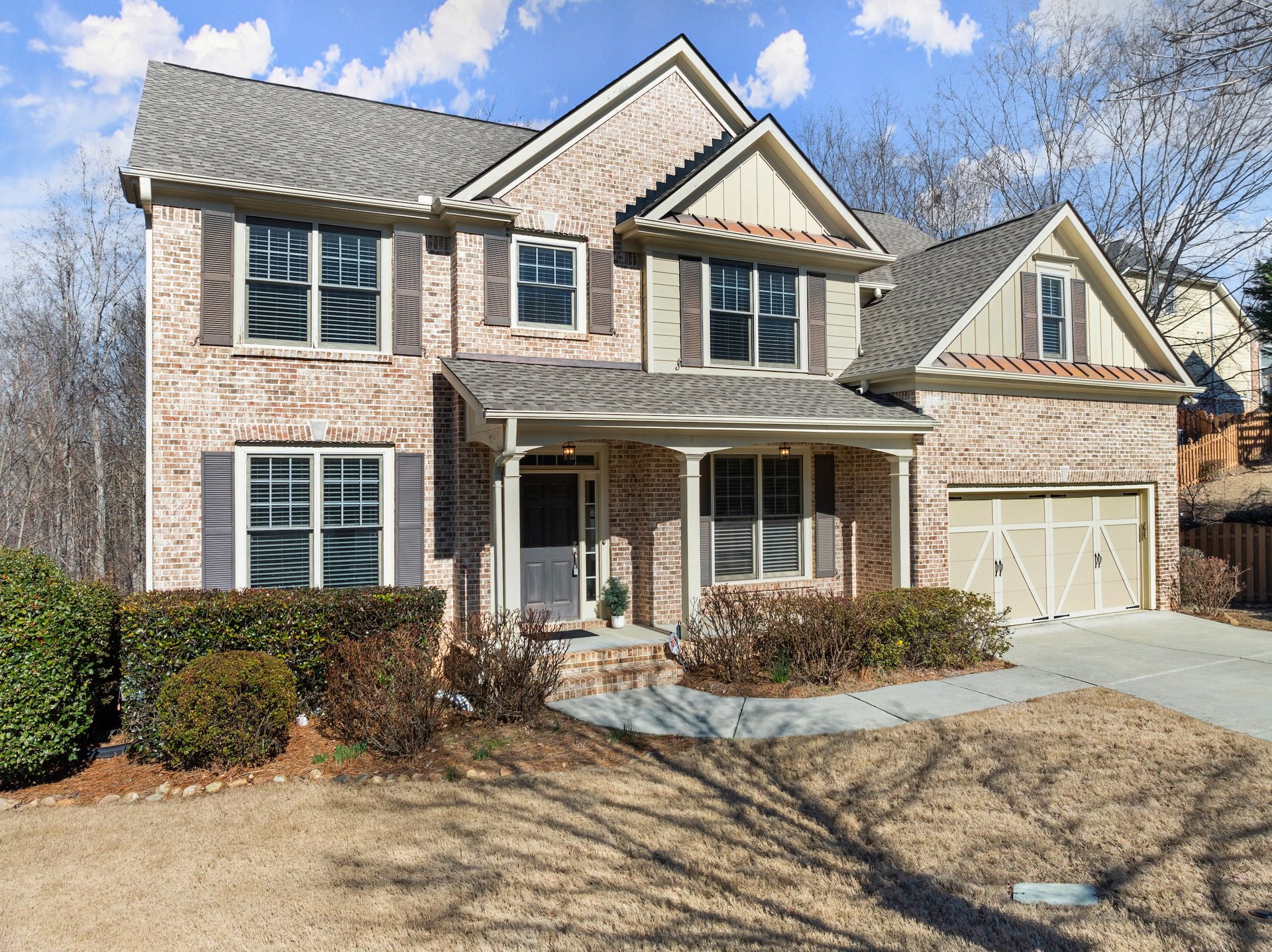 7534 Mossy Log Ct, Flowery Branch, GA 30542