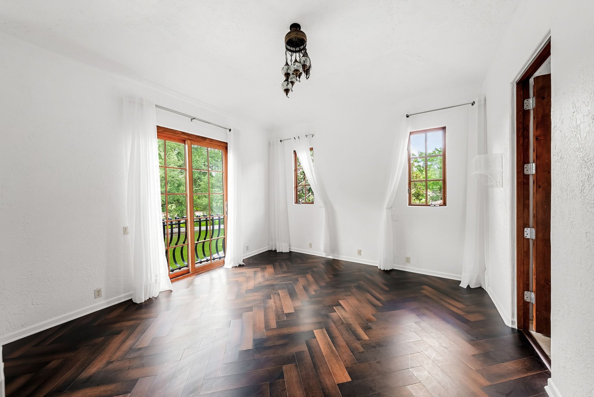 203 Bella Riva Dr