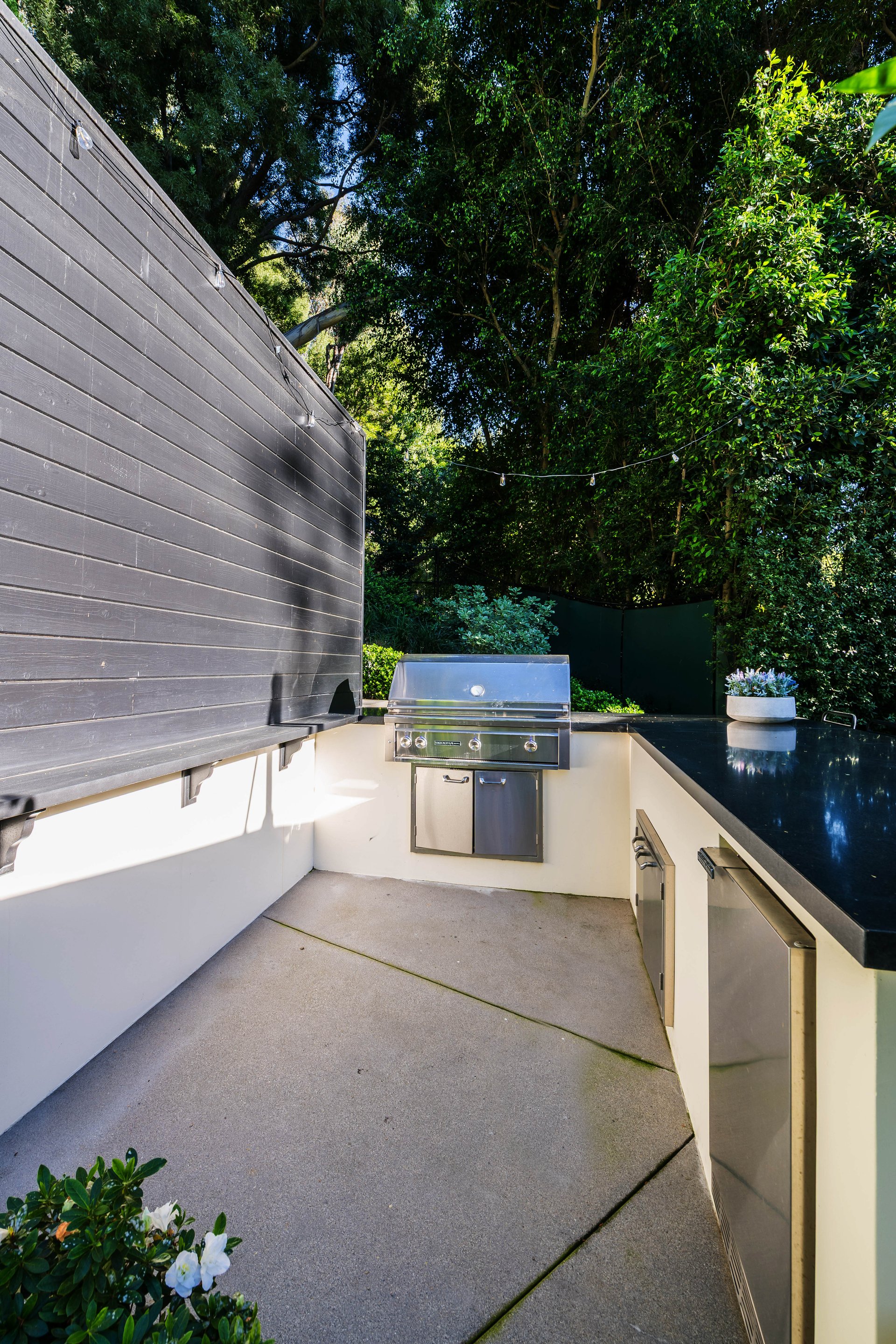 1114 Sutton Way