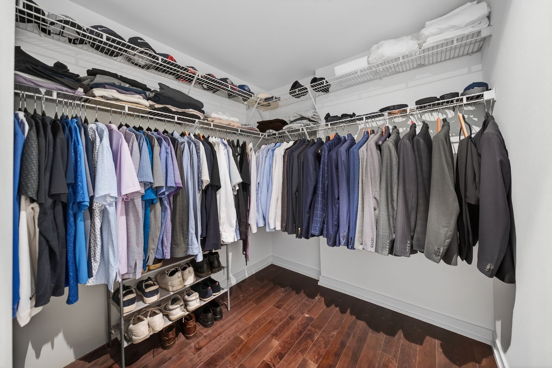  SOLD: In The Heart Of Vibrant King West