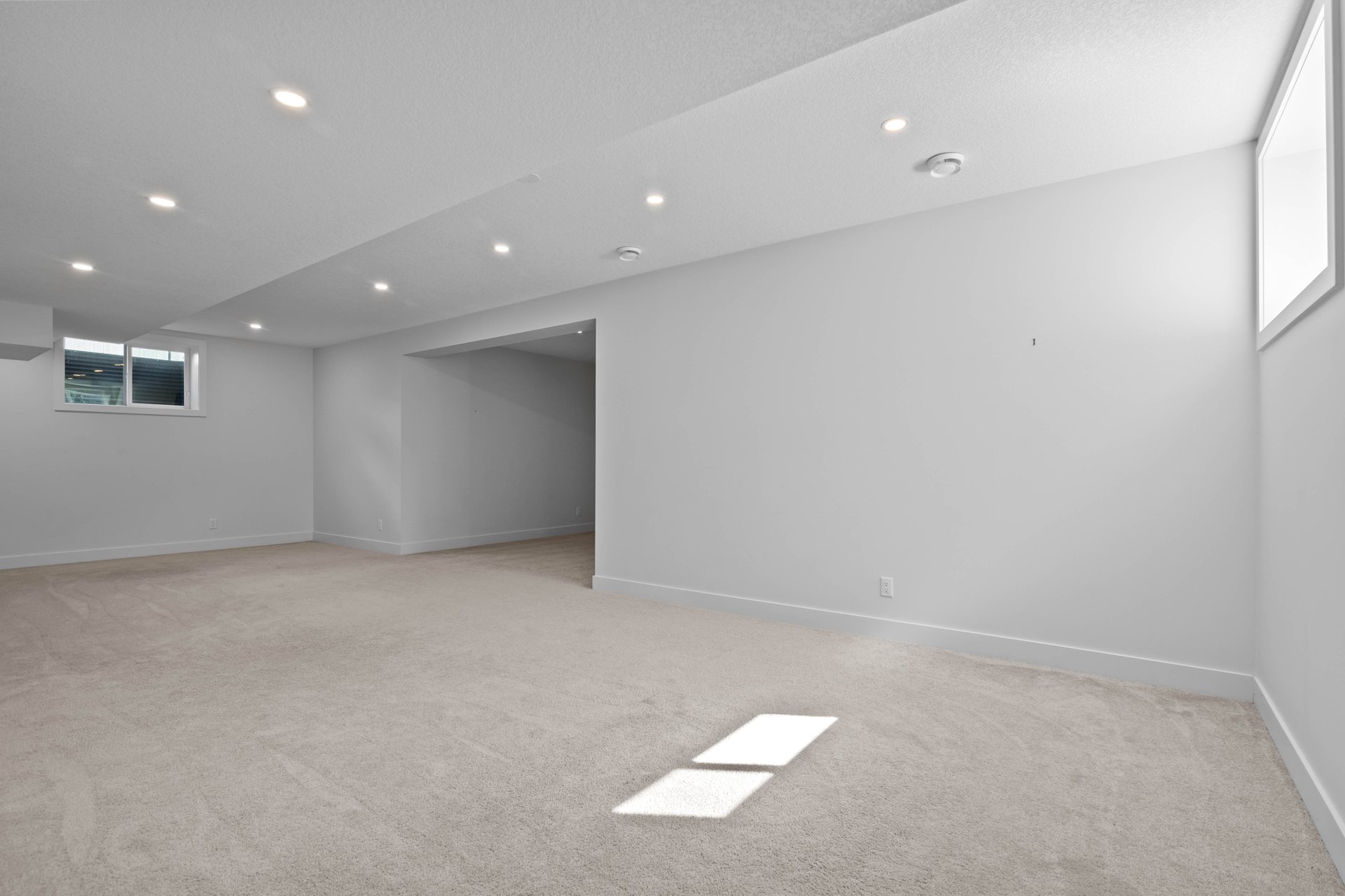 123 Wentworth Court SW