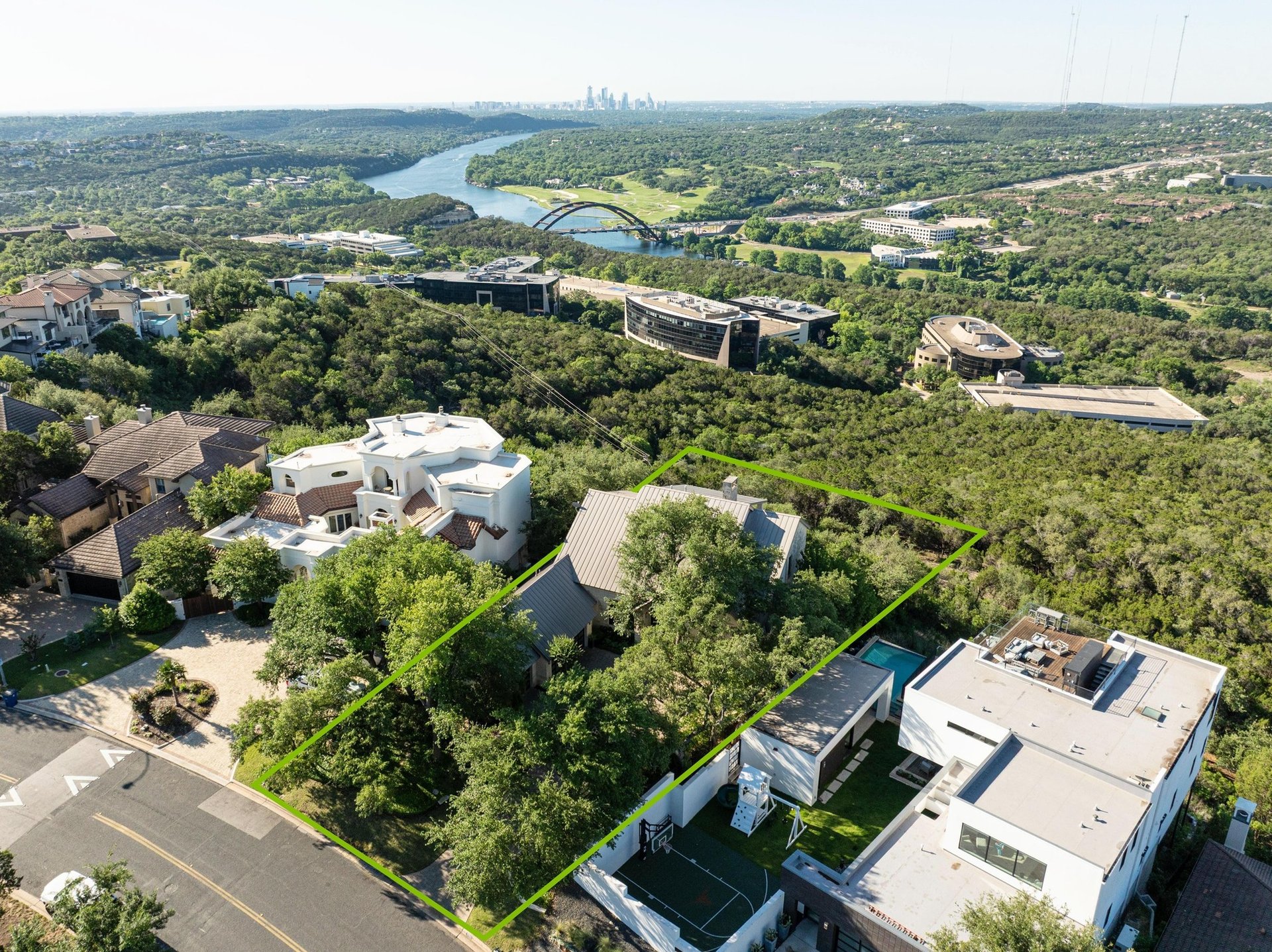 6605 W Courtyard Drive