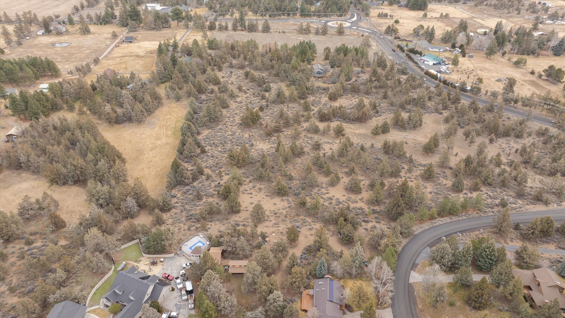 63545 Deschutes Market