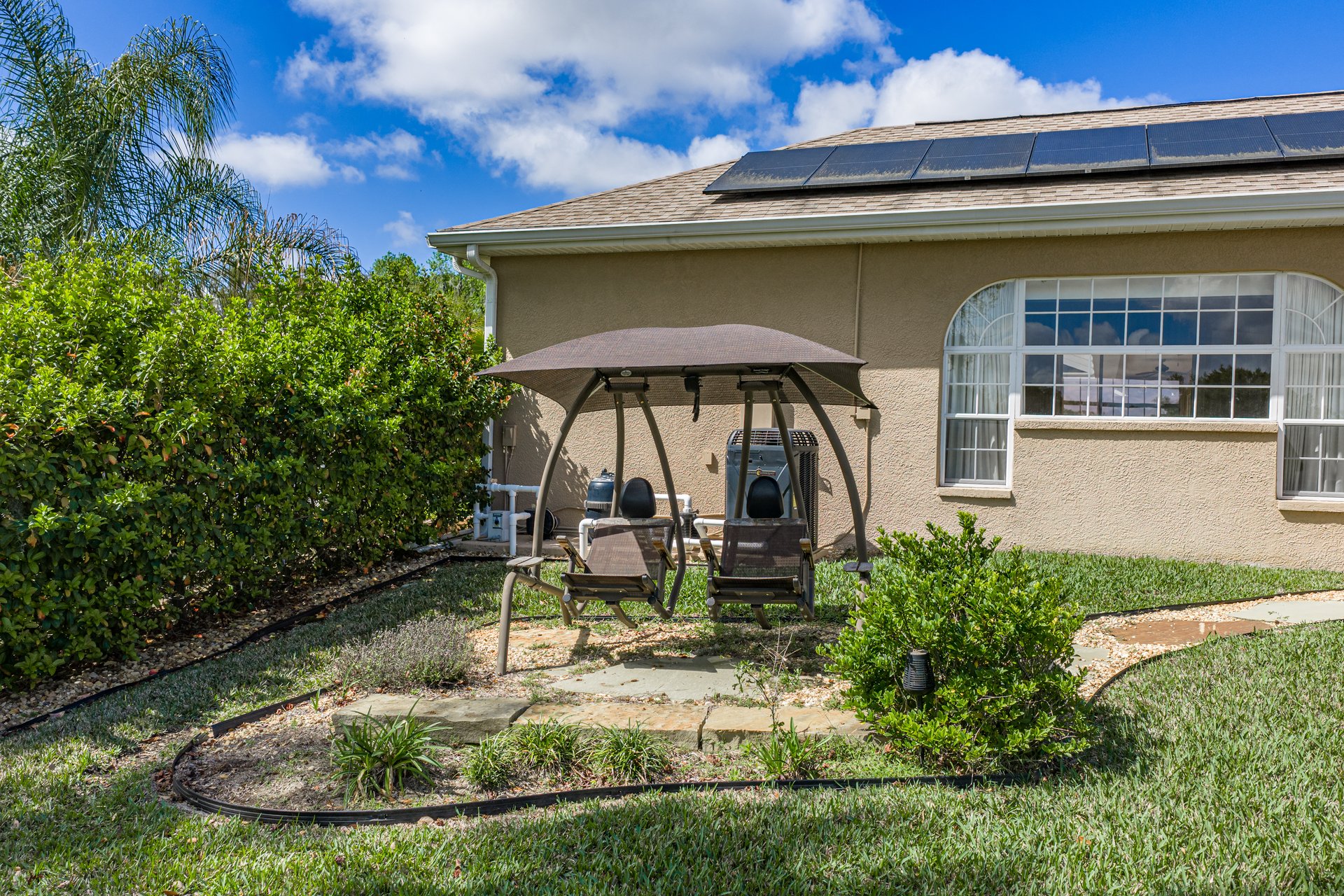 12231 WOODLANDS CIR