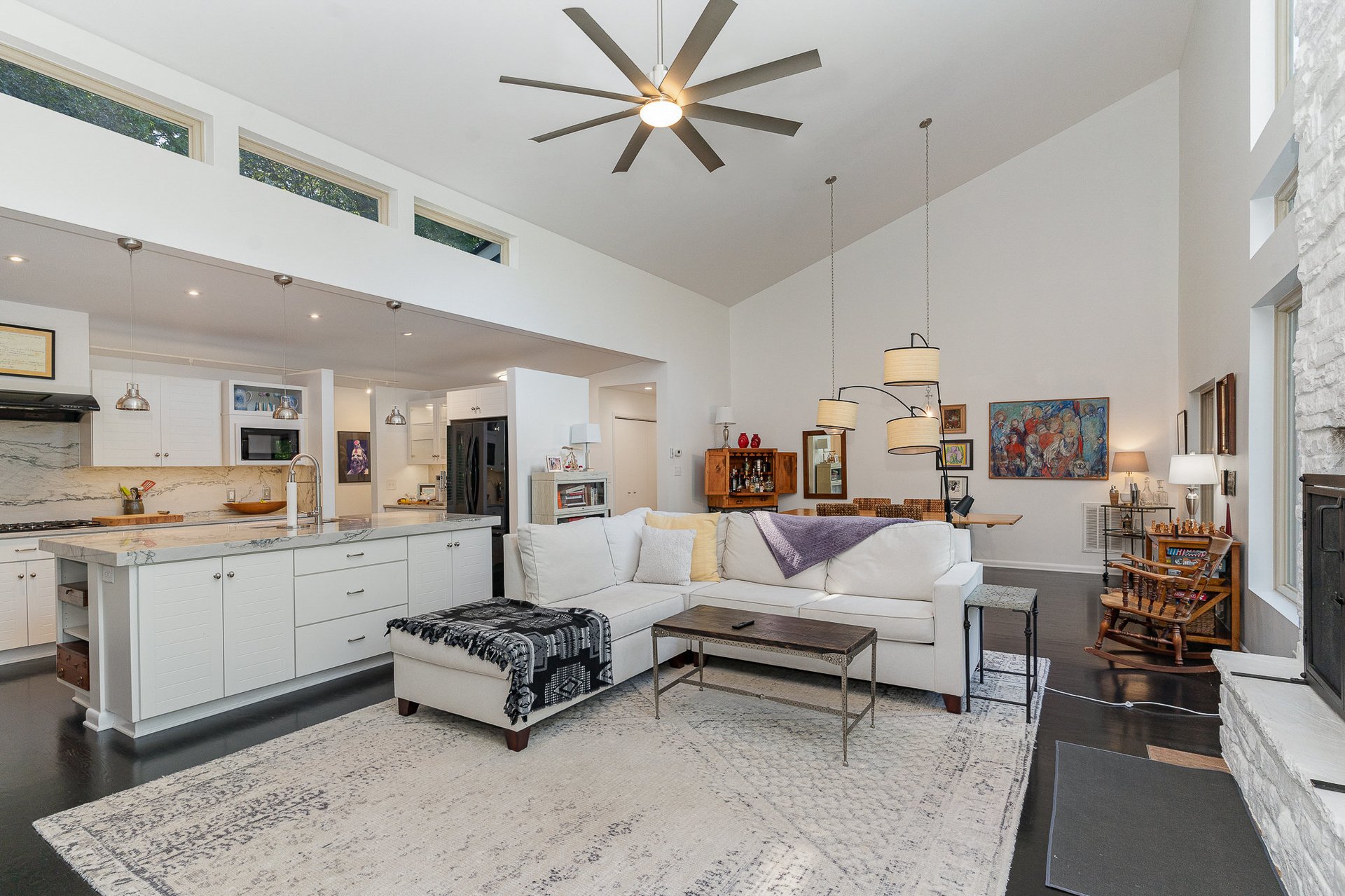 Modern, 4 Bedroom House near UNC