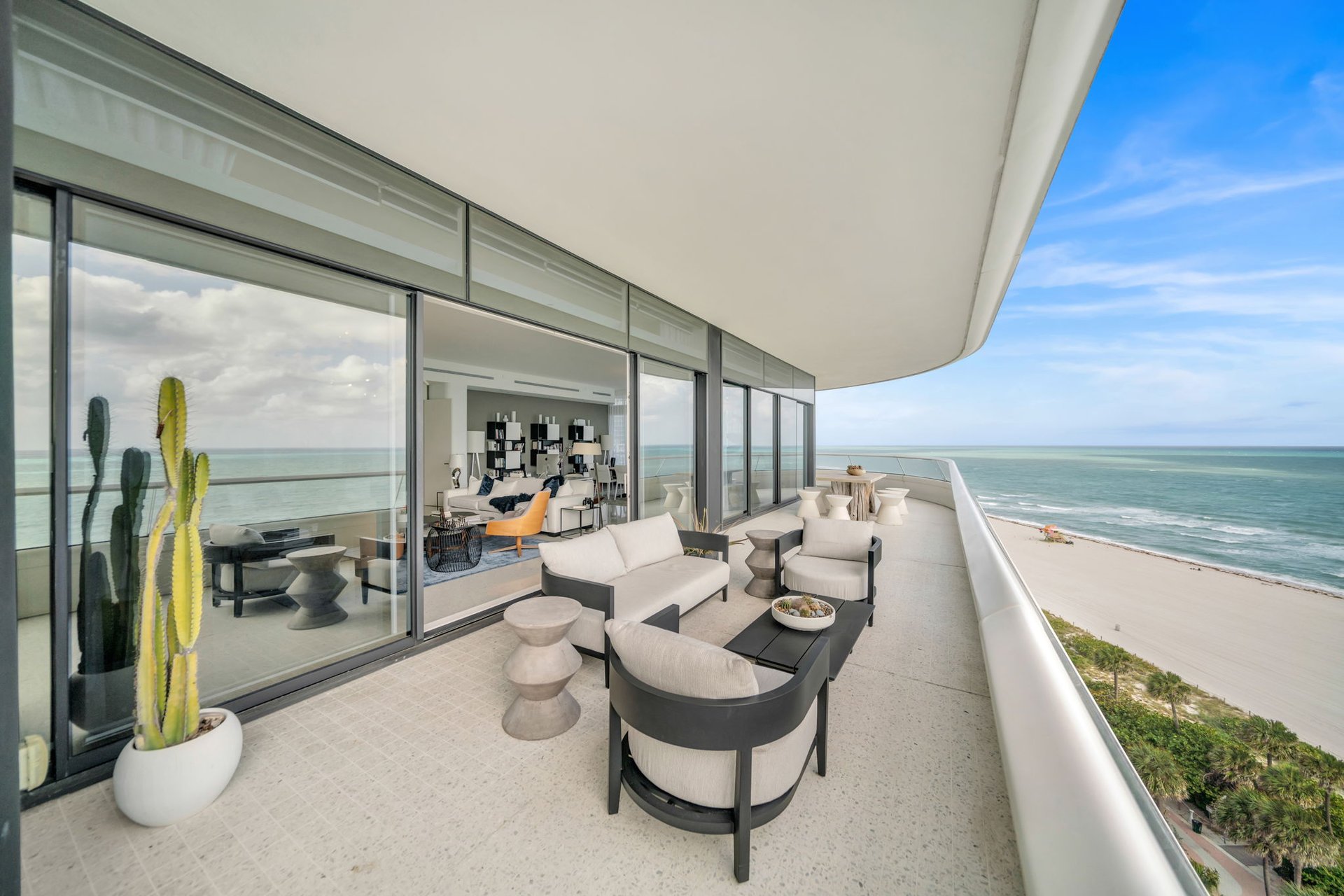 Faena House