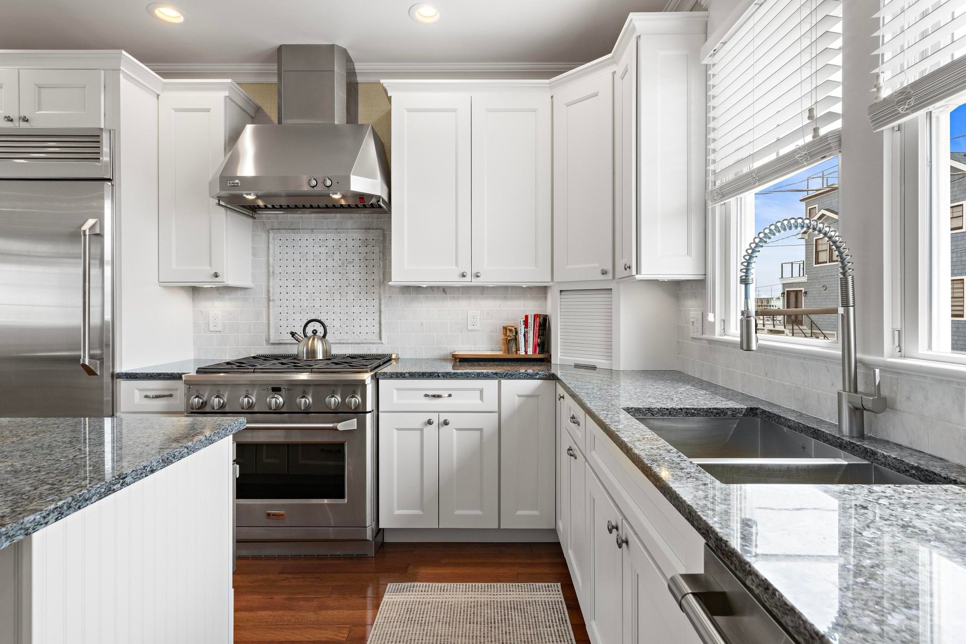2108 Waverly Place