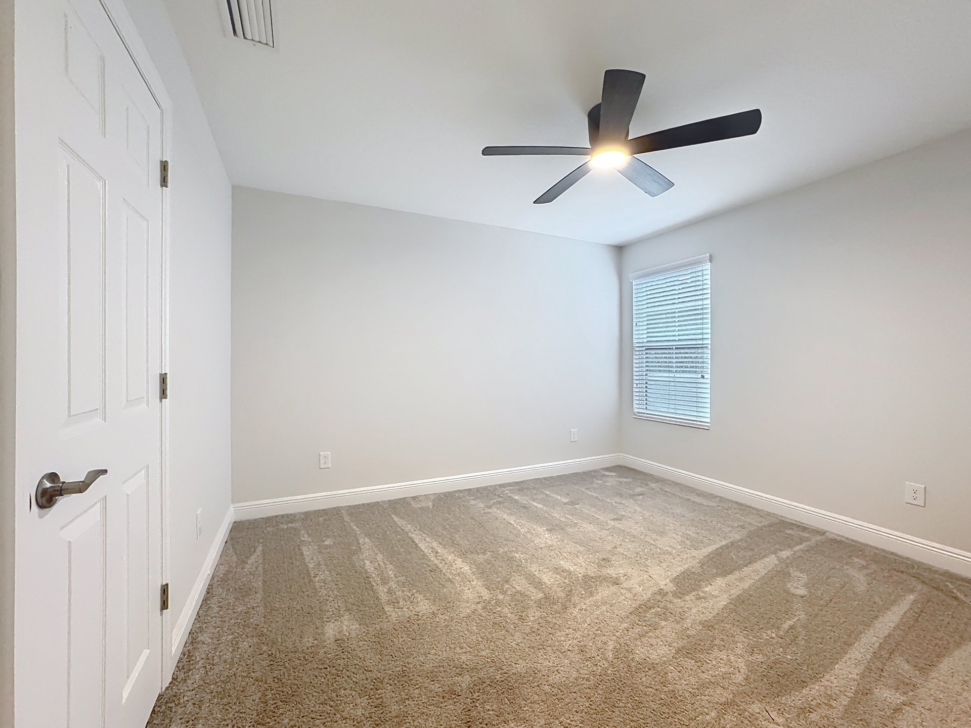 Move-In Ready Pelican in Hawkstone — No Builder Wait, $40K in Upgrades