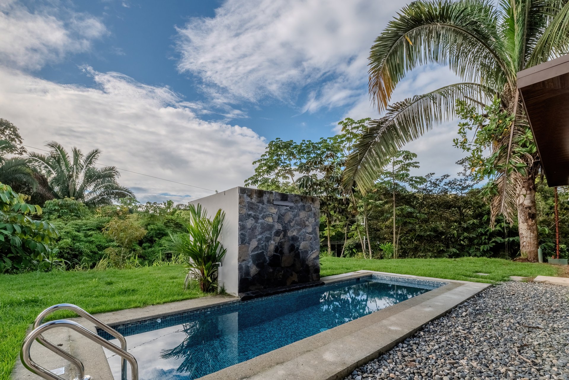 Brand New 3 Br, 2.5 Ba | Swimming Pool, High Ceilings 