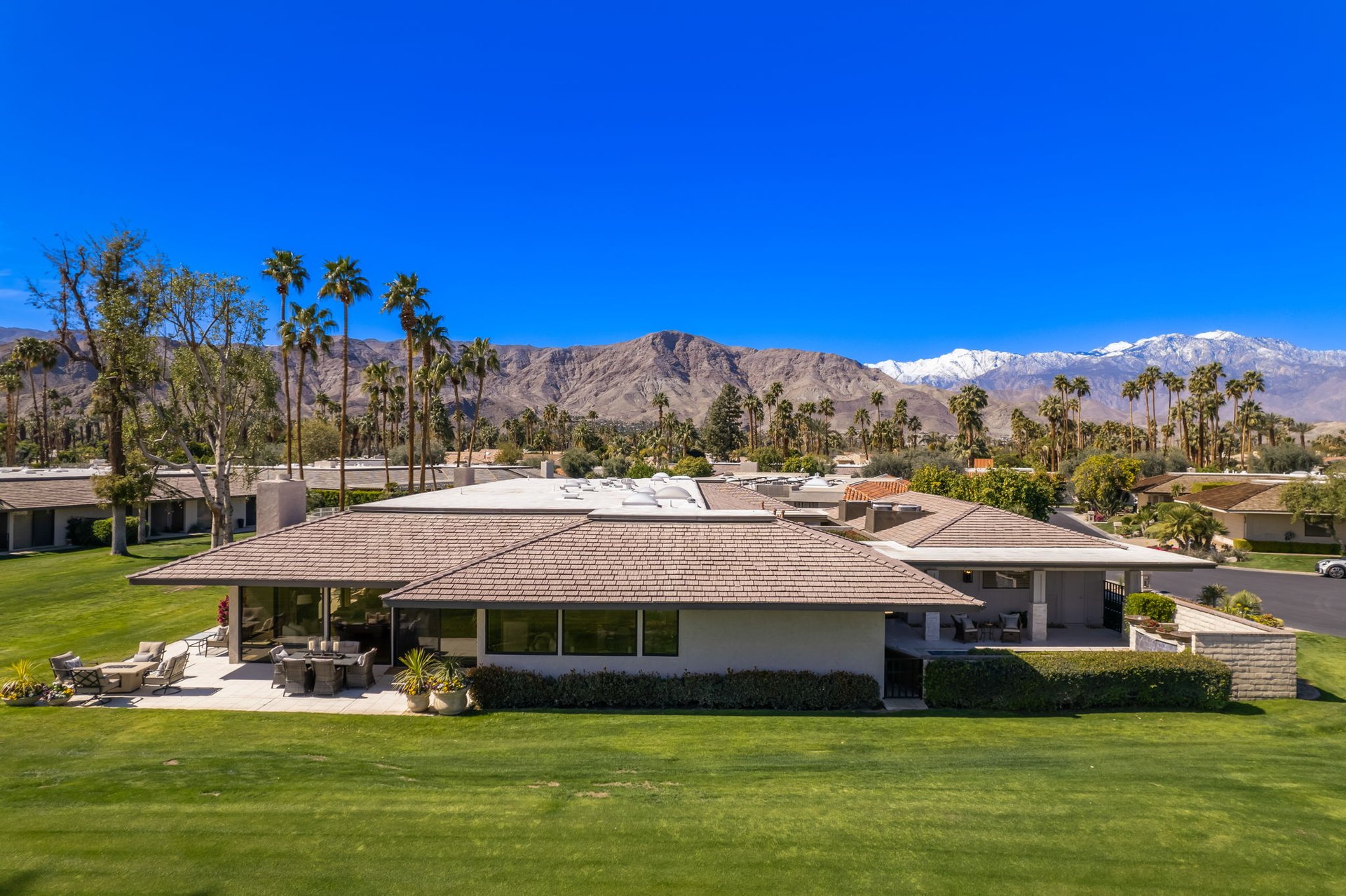 5 Radcliff Court