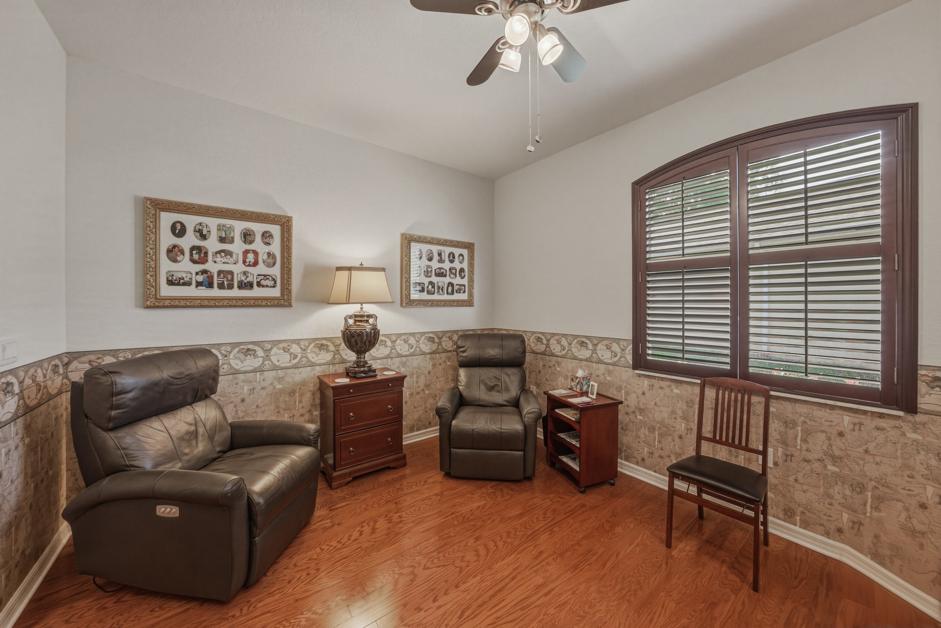 12410 WOODLANDS CIR