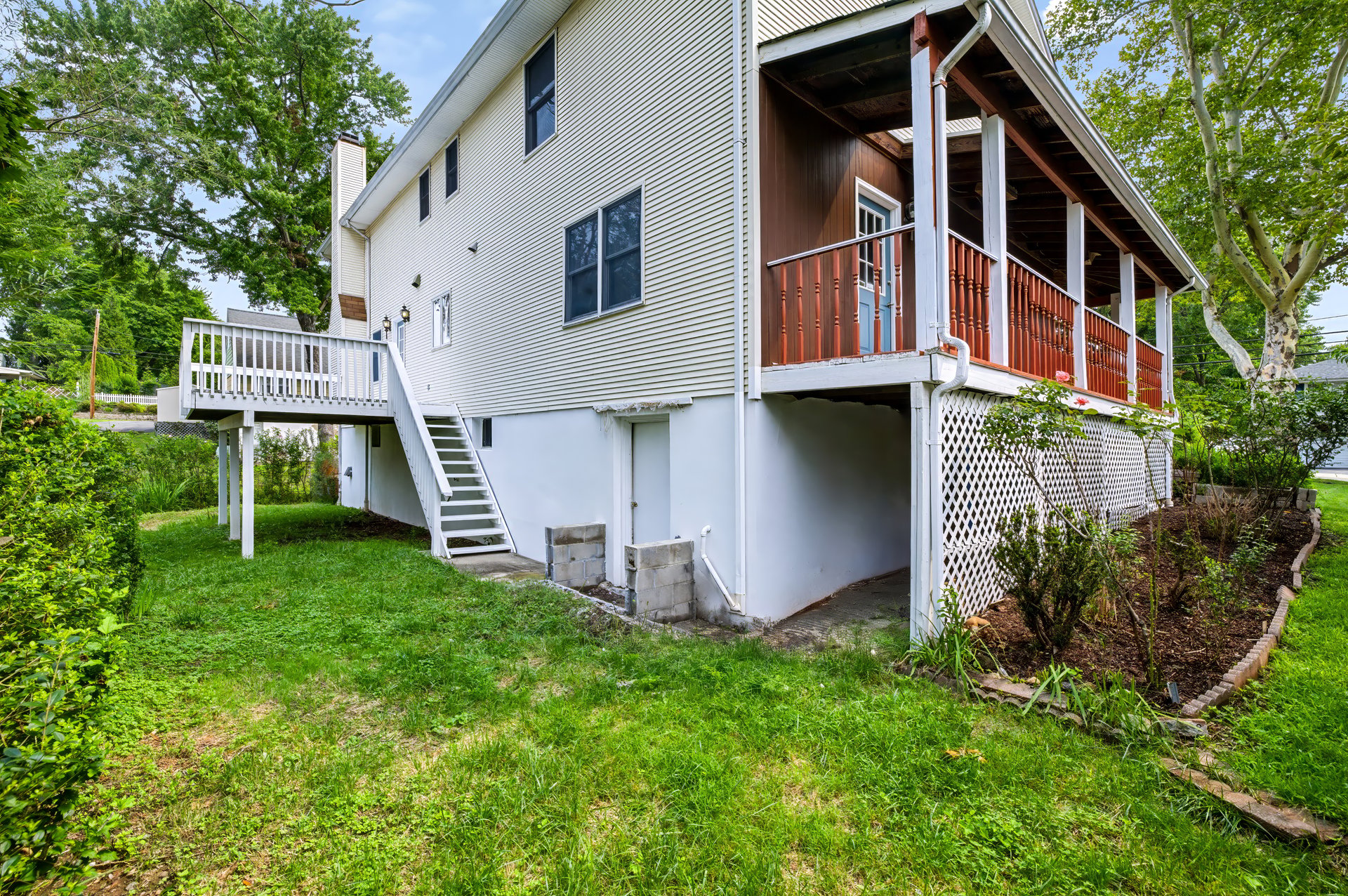 156 River Rd