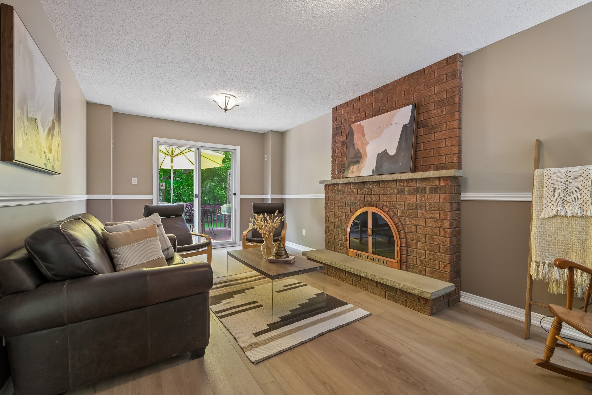 Unbeatable location in Glen Abbey!