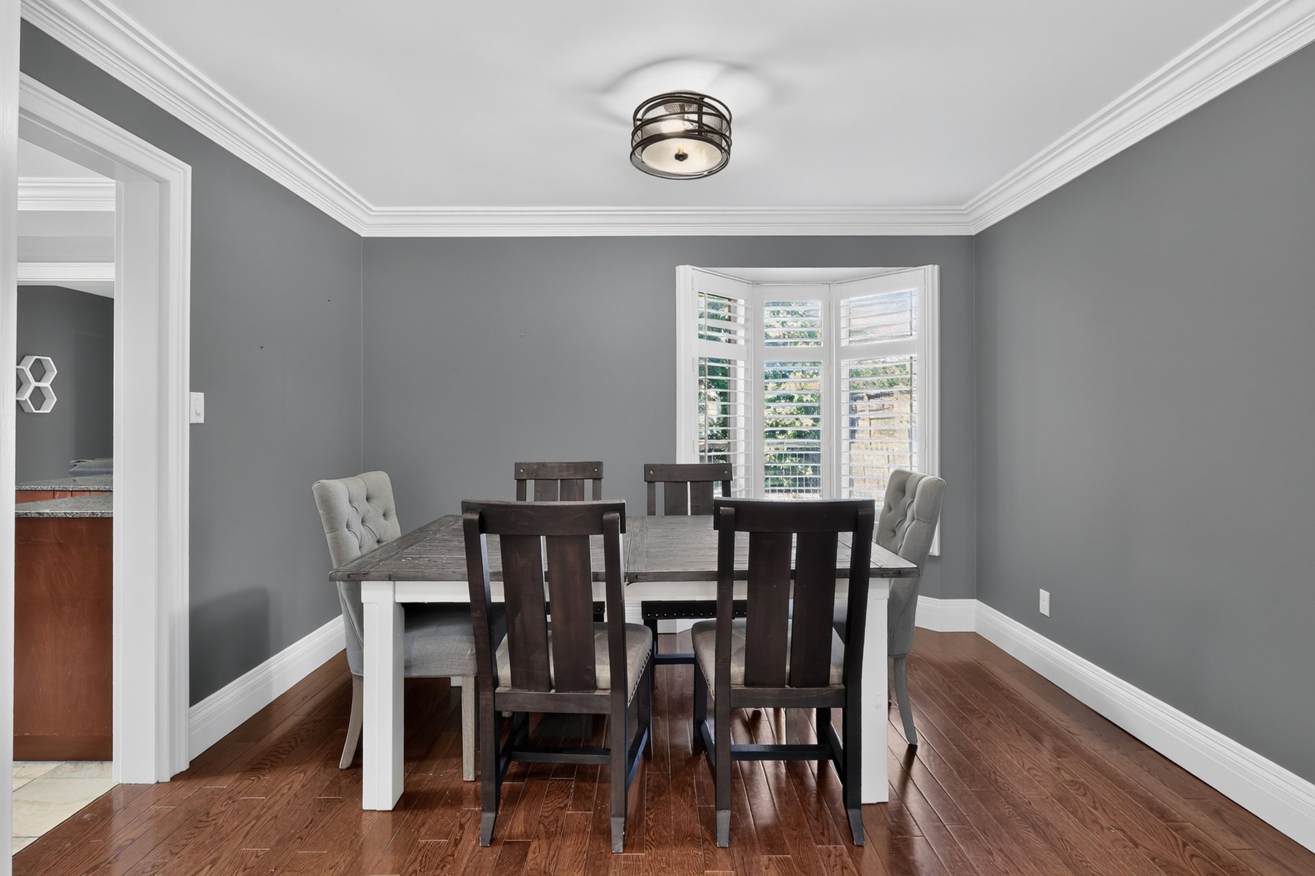 2102 Salma Crescent, Burlington