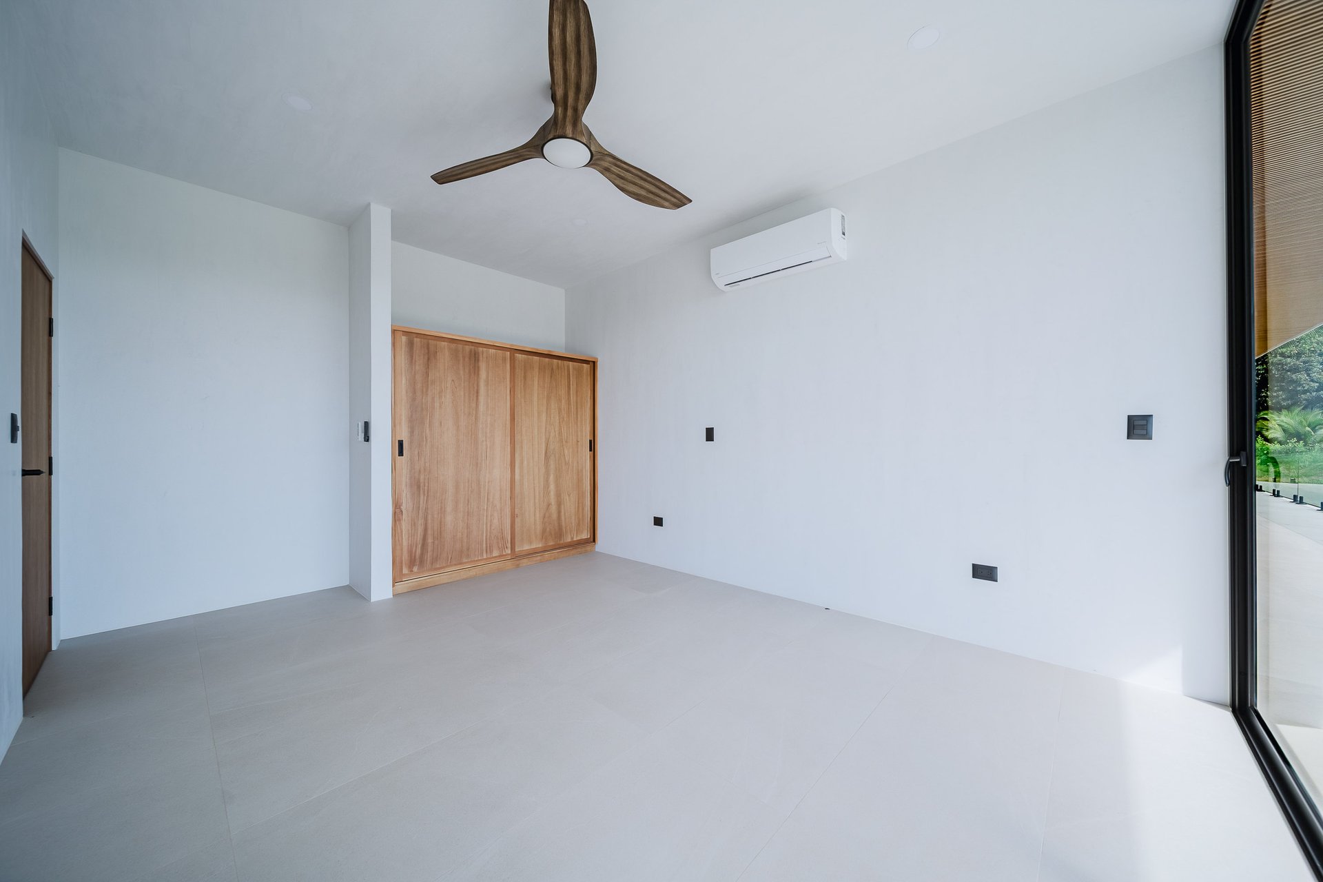 Finca Tranquila Brand New Luxury Residence