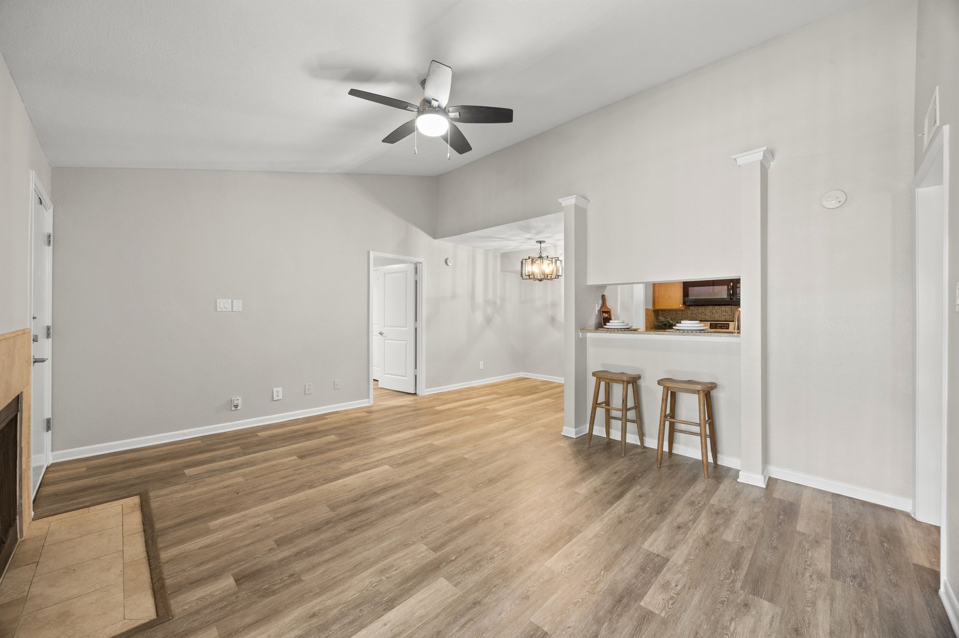 A Top-Floor Retreat in the Heart of 78704 | Two Suites + Fireplace