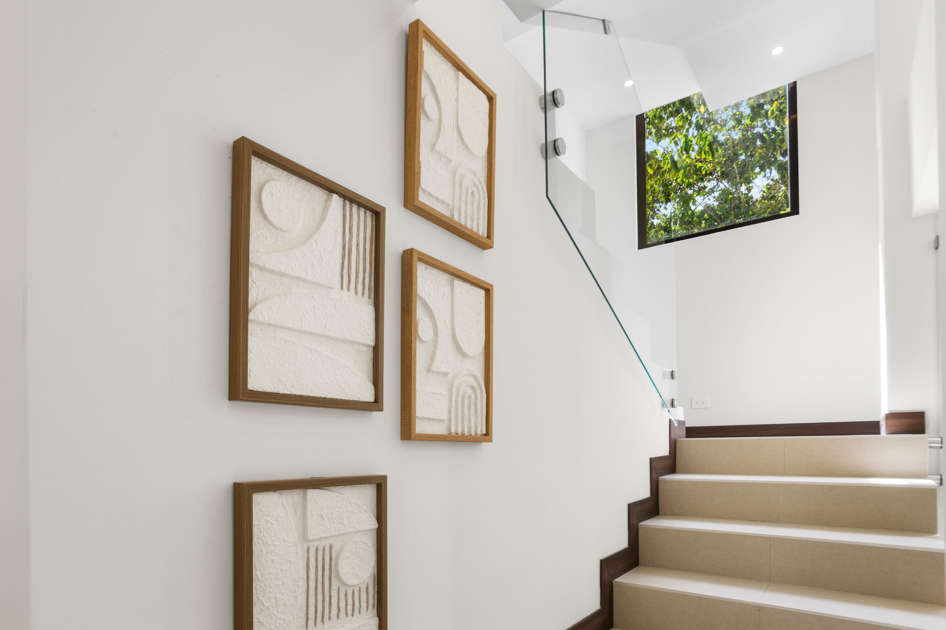 Flamingo Estates Luxury Home | Modern 4-Bed Retreat with Pool & Rooftop Terrace Near Beach & Marina