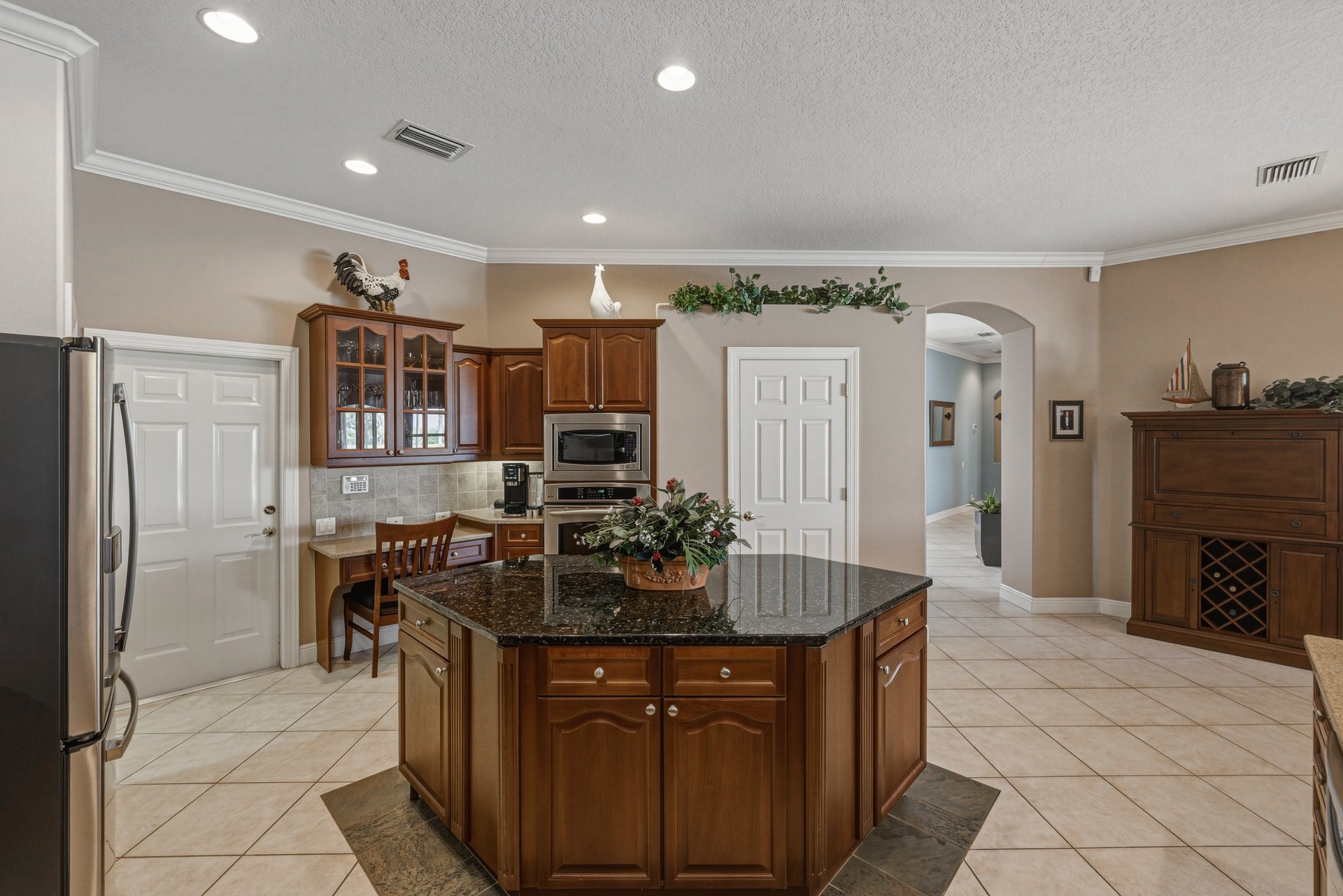 33909 Americana Avenue
