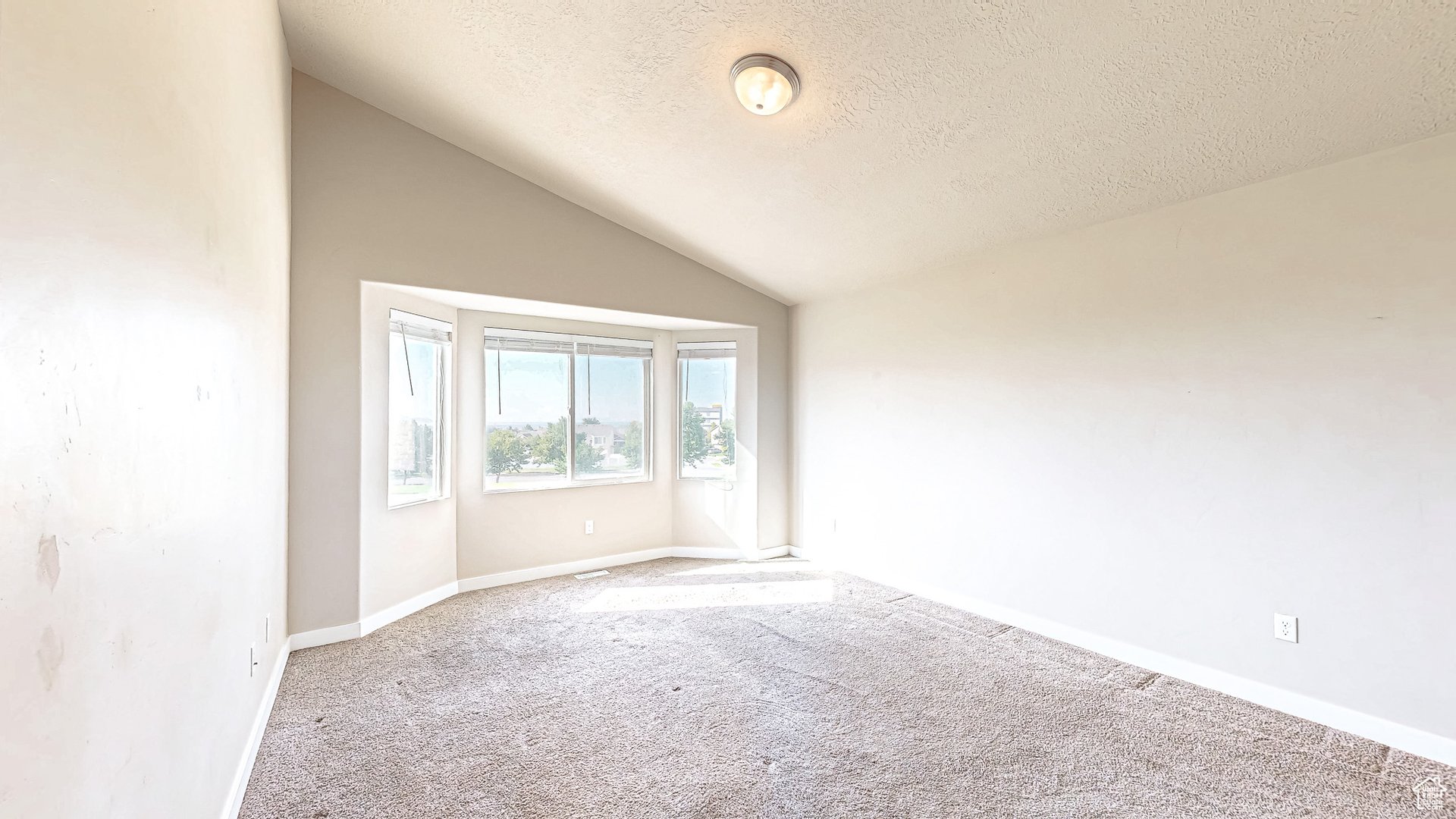 214 W Quartz Rd