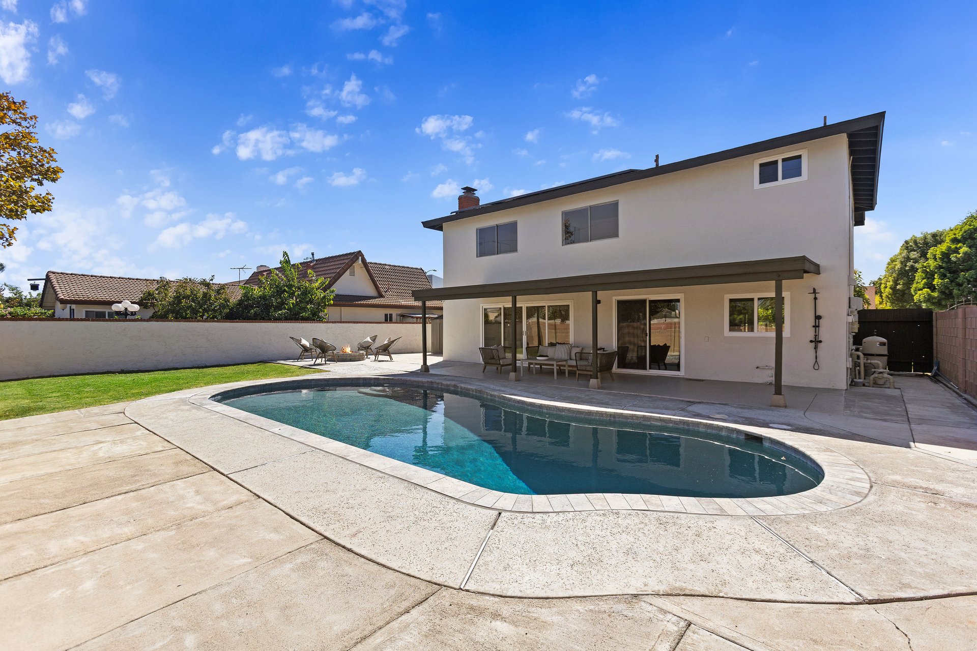 3709 South Olive Streeet