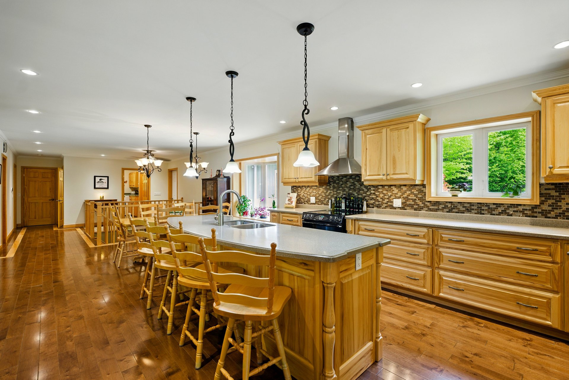 276 Jeffrey Road N, Ryerson