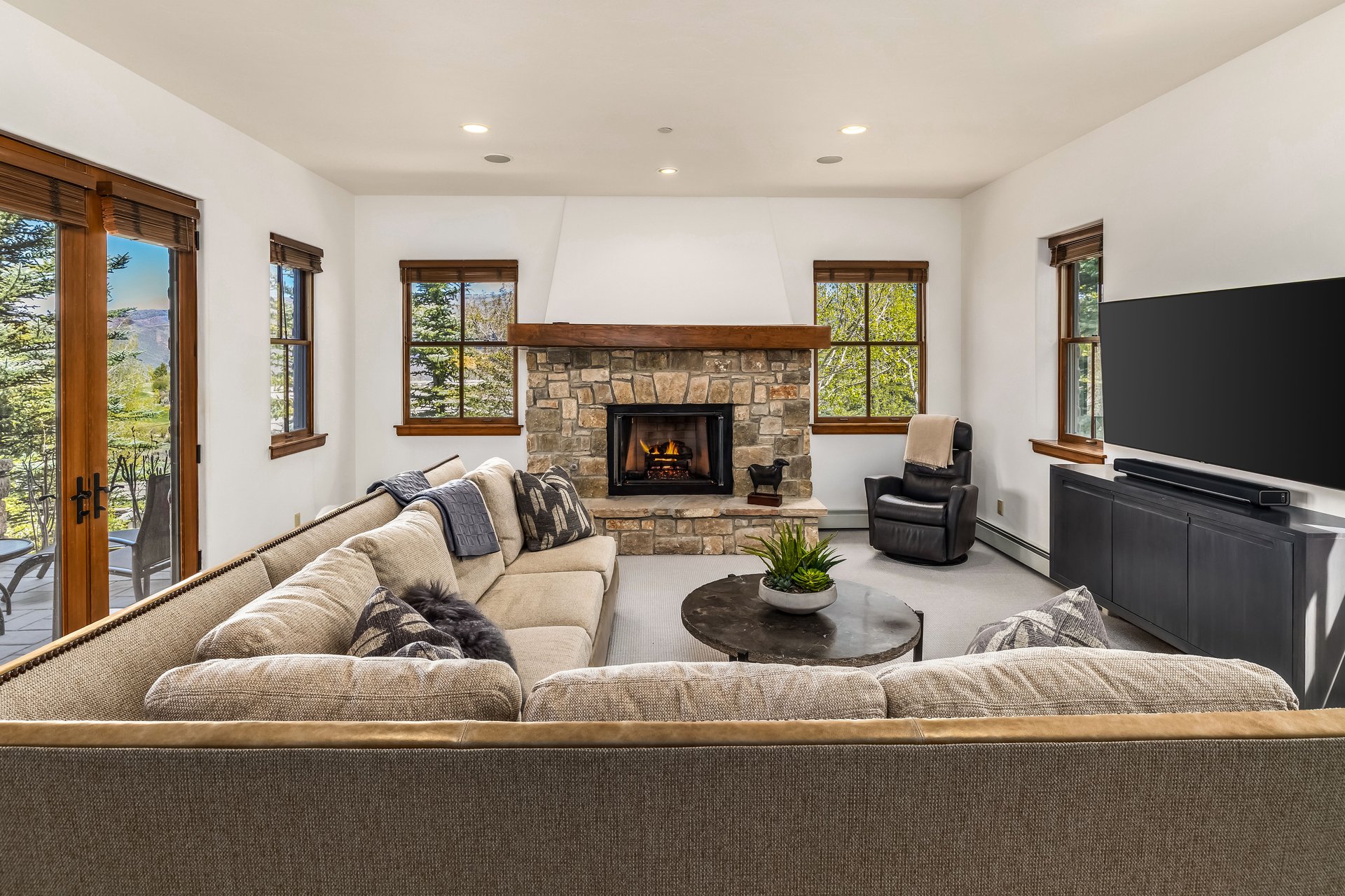 271 Eagles Glen Road